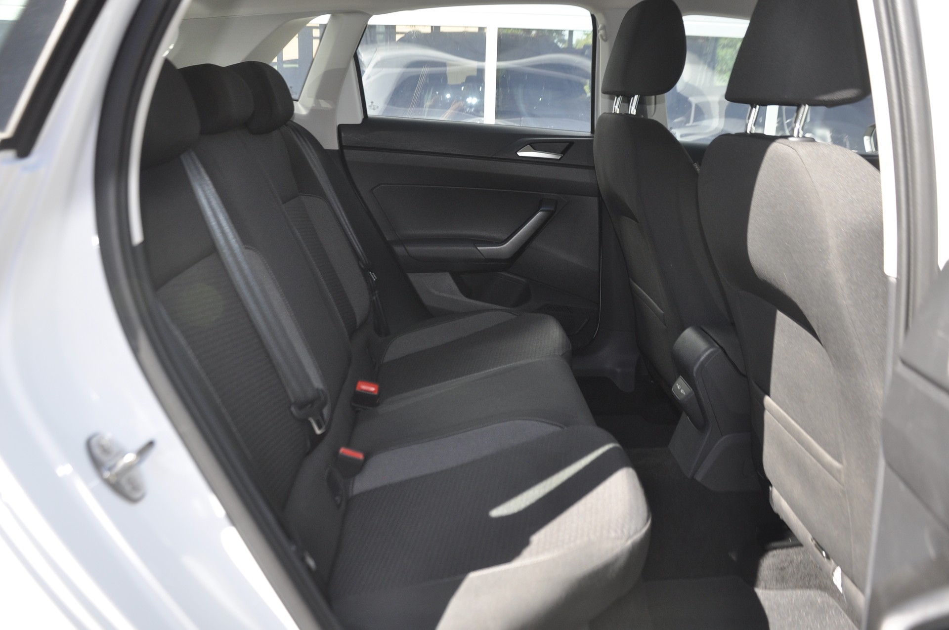VW Polo 1.0 TSI Life-image-8