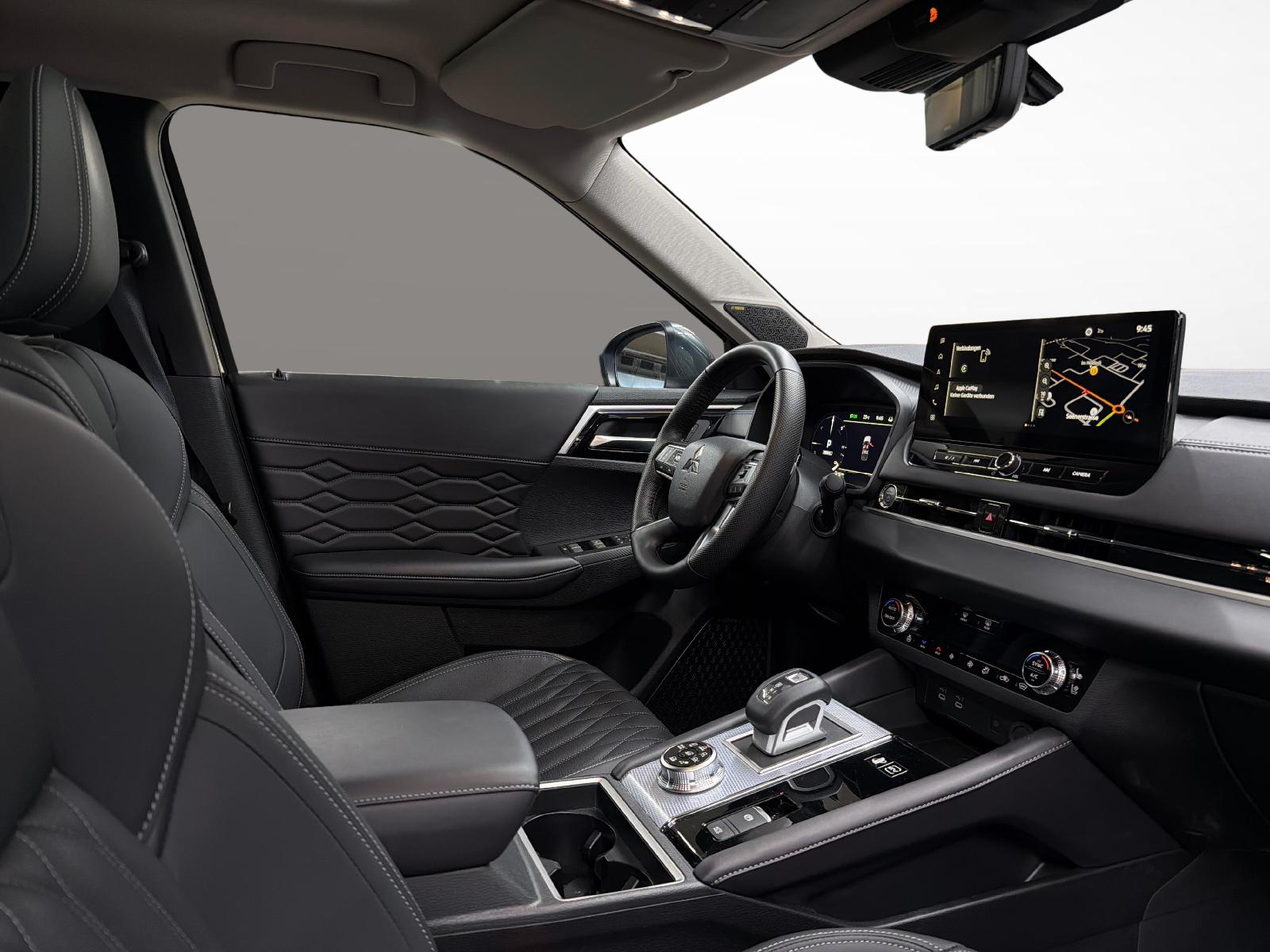 MITSUBISHI Outlander 2.4 PHEV Instyle 4x4-image-9