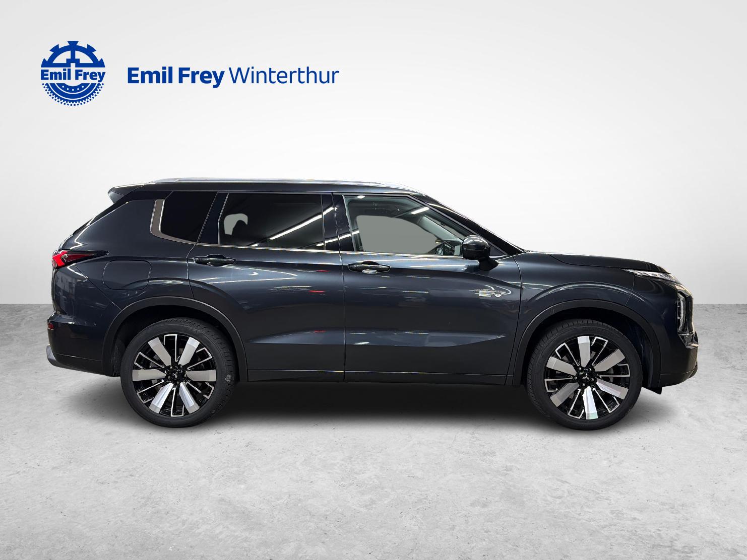 MITSUBISHI Outlander 2.4 PHEV Instyle 4x4-image-5