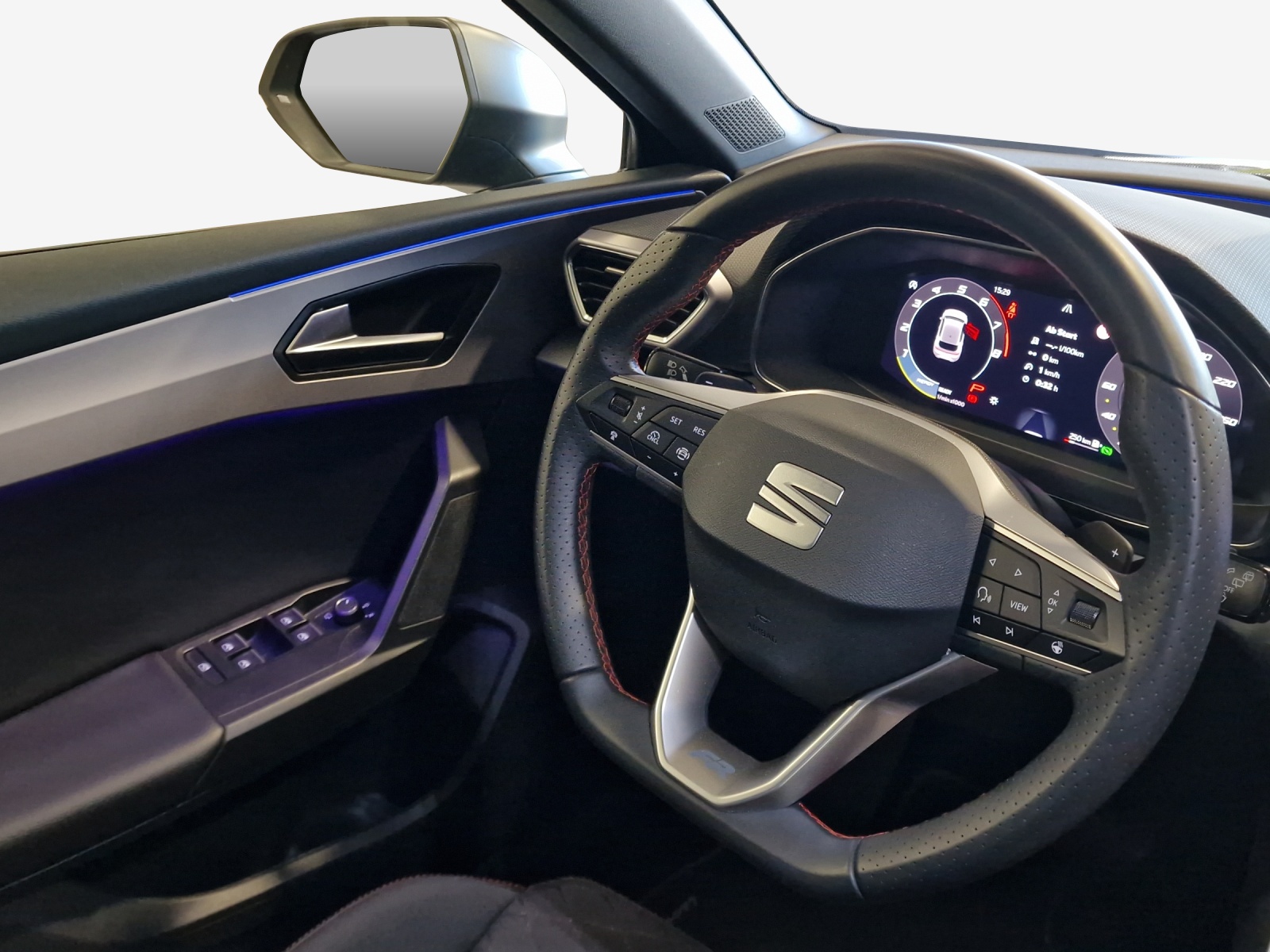 SEAT Leon 1.5 eTSI mHEV DSG FR-image-14