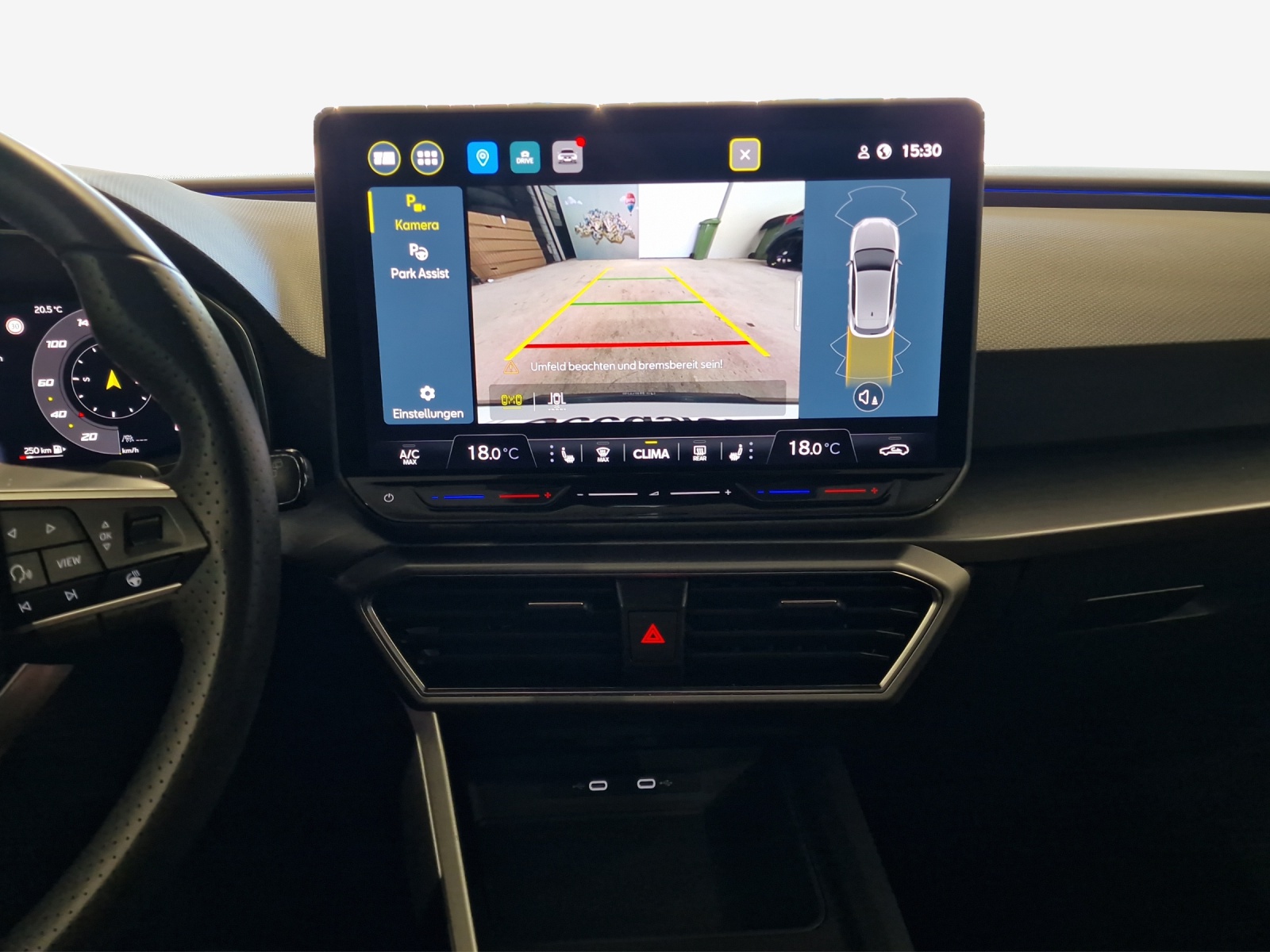 SEAT Leon 1.5 eTSI mHEV DSG FR-image-15