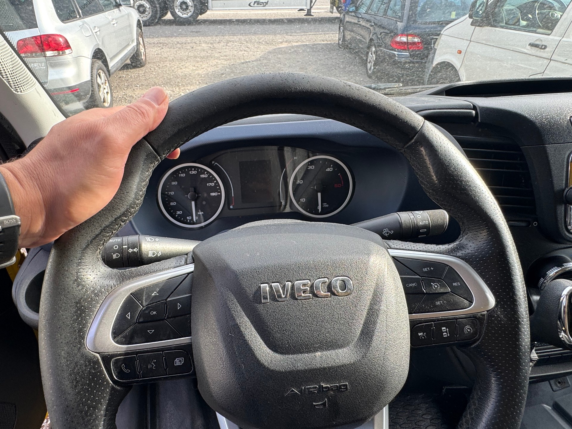 IVECO 35 S 16H A8-image-9