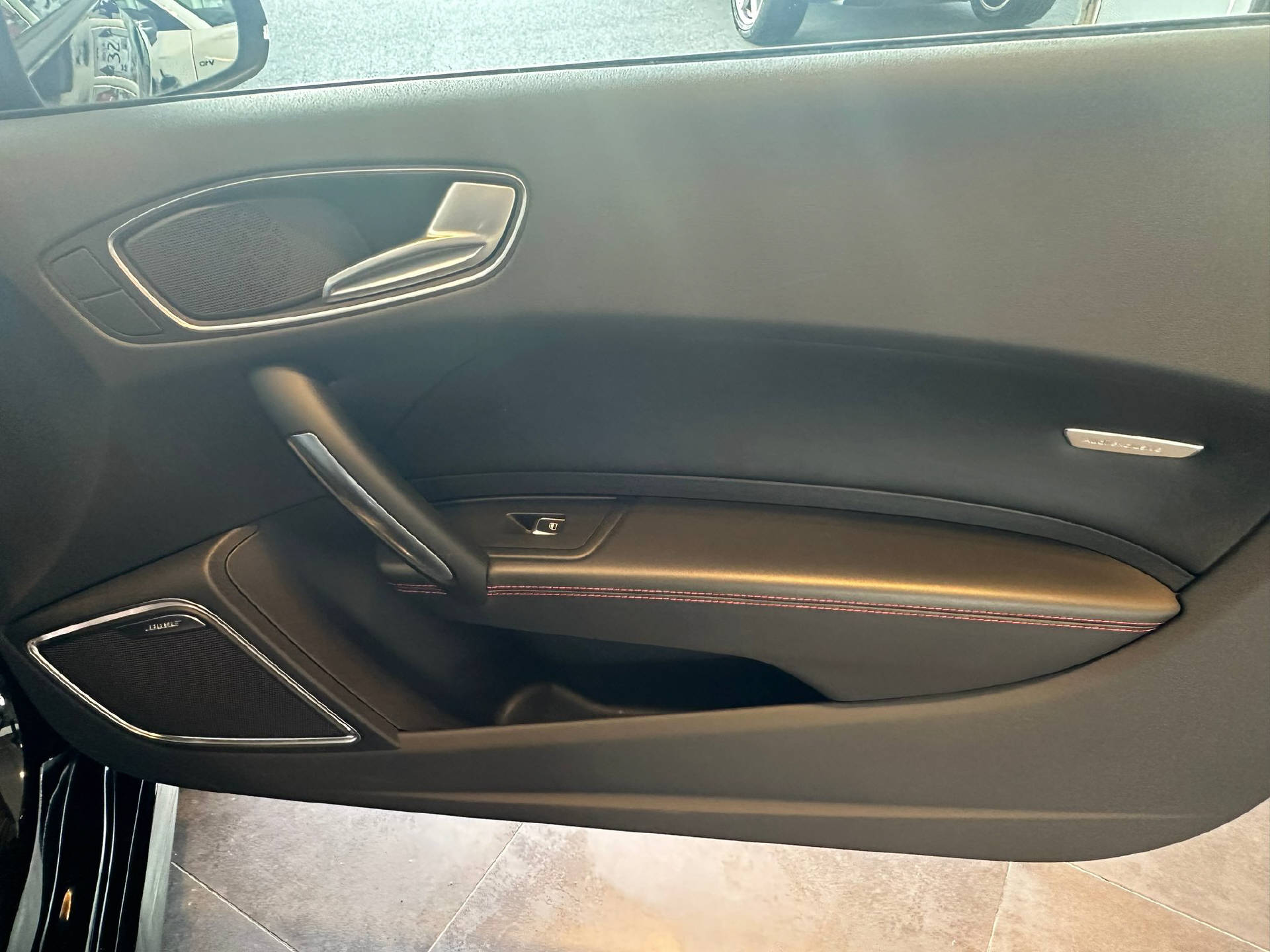AUDI S1 2.0 TFSI quattro-image-22