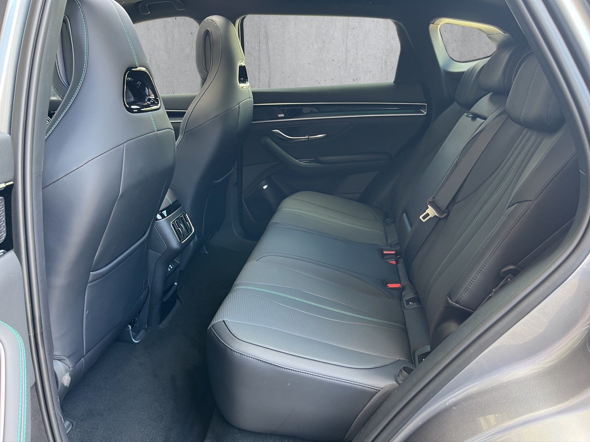 BYD Seal U DM-i Boost-image-12