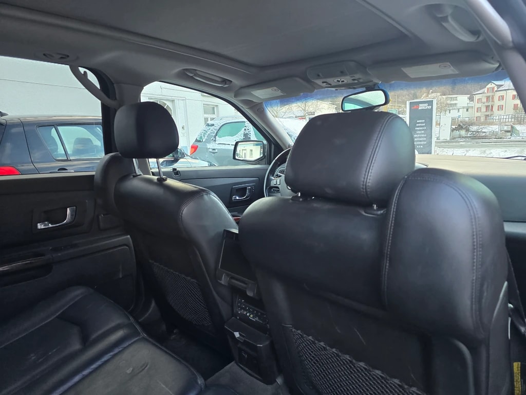 CADILLAC SRX 4.6 V8 Sport Luxury 4WD-image-7