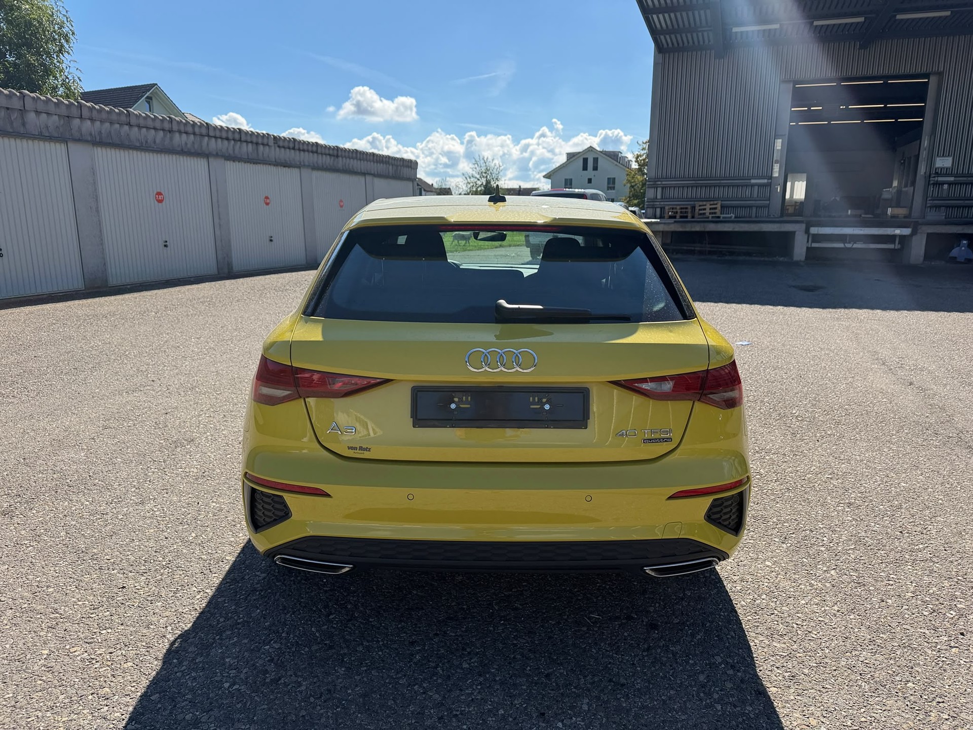 AUDI A3 Sportback 40 TFSI S line quattro S-tronic-image-6