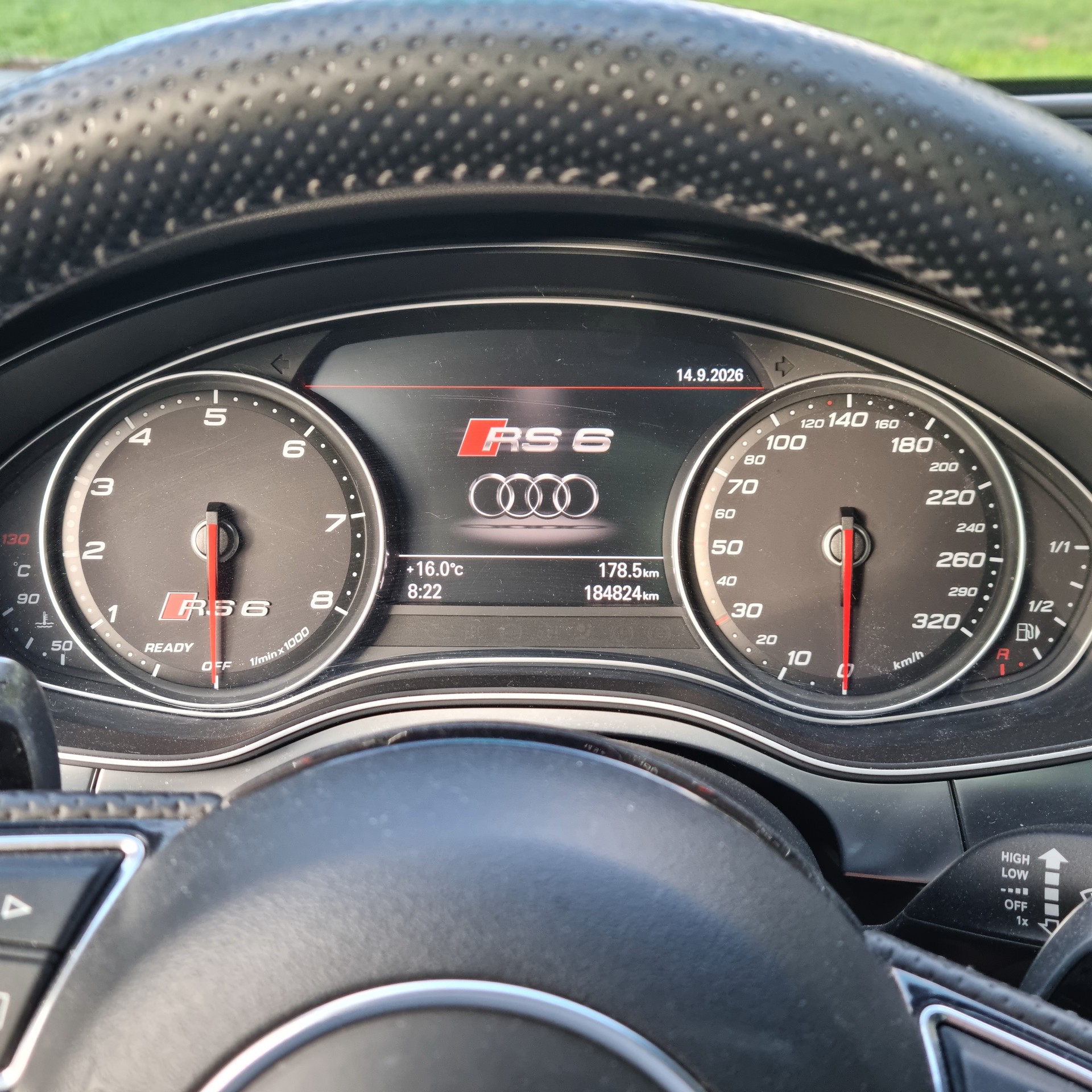 AUDI 4.0 V8 TFSI quattro T-Tronic-image-10