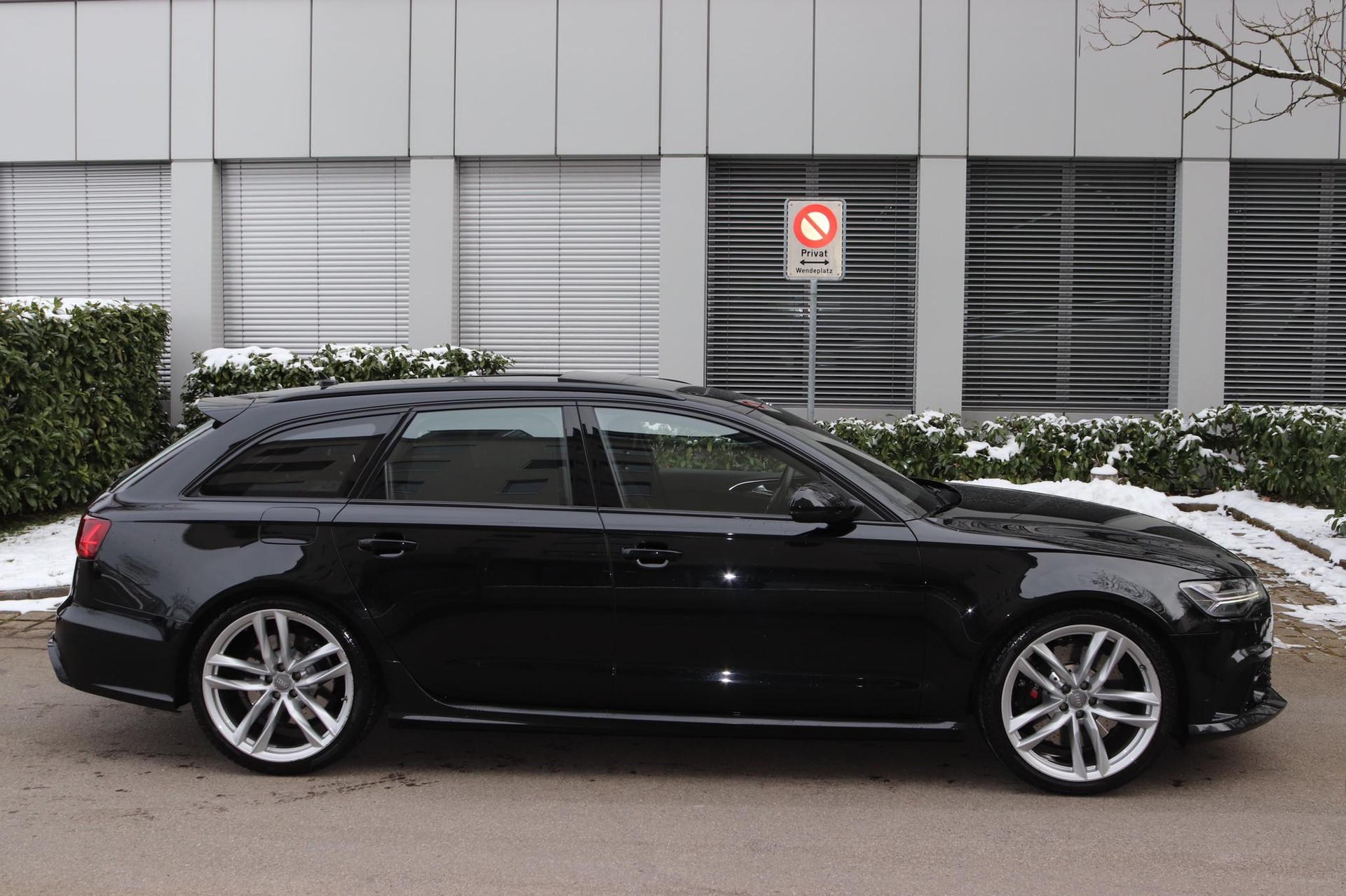 AUDI 4.0 V8 TFSI quattro T-Tronic-image-6