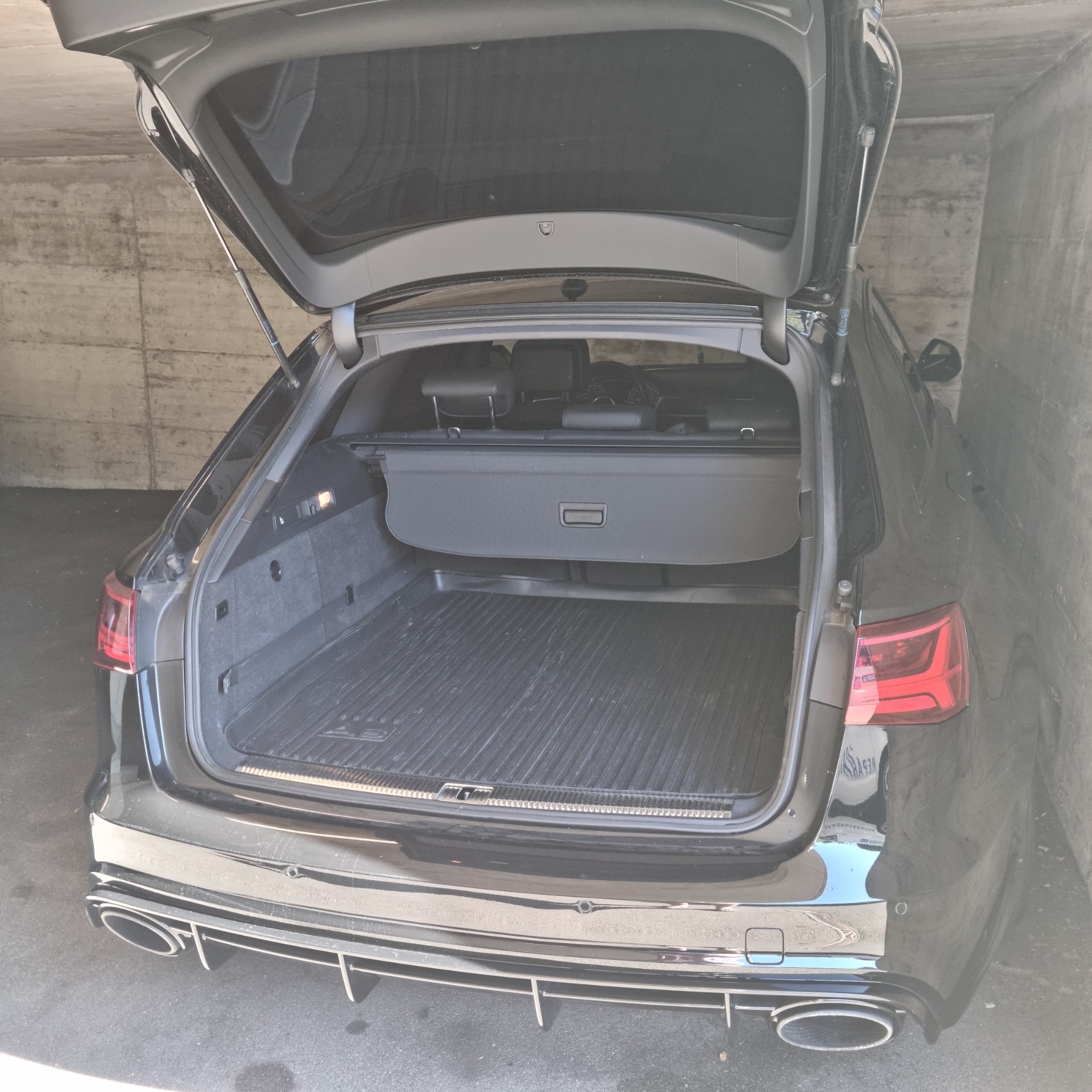 AUDI 4.0 V8 TFSI quattro T-Tronic-image-14