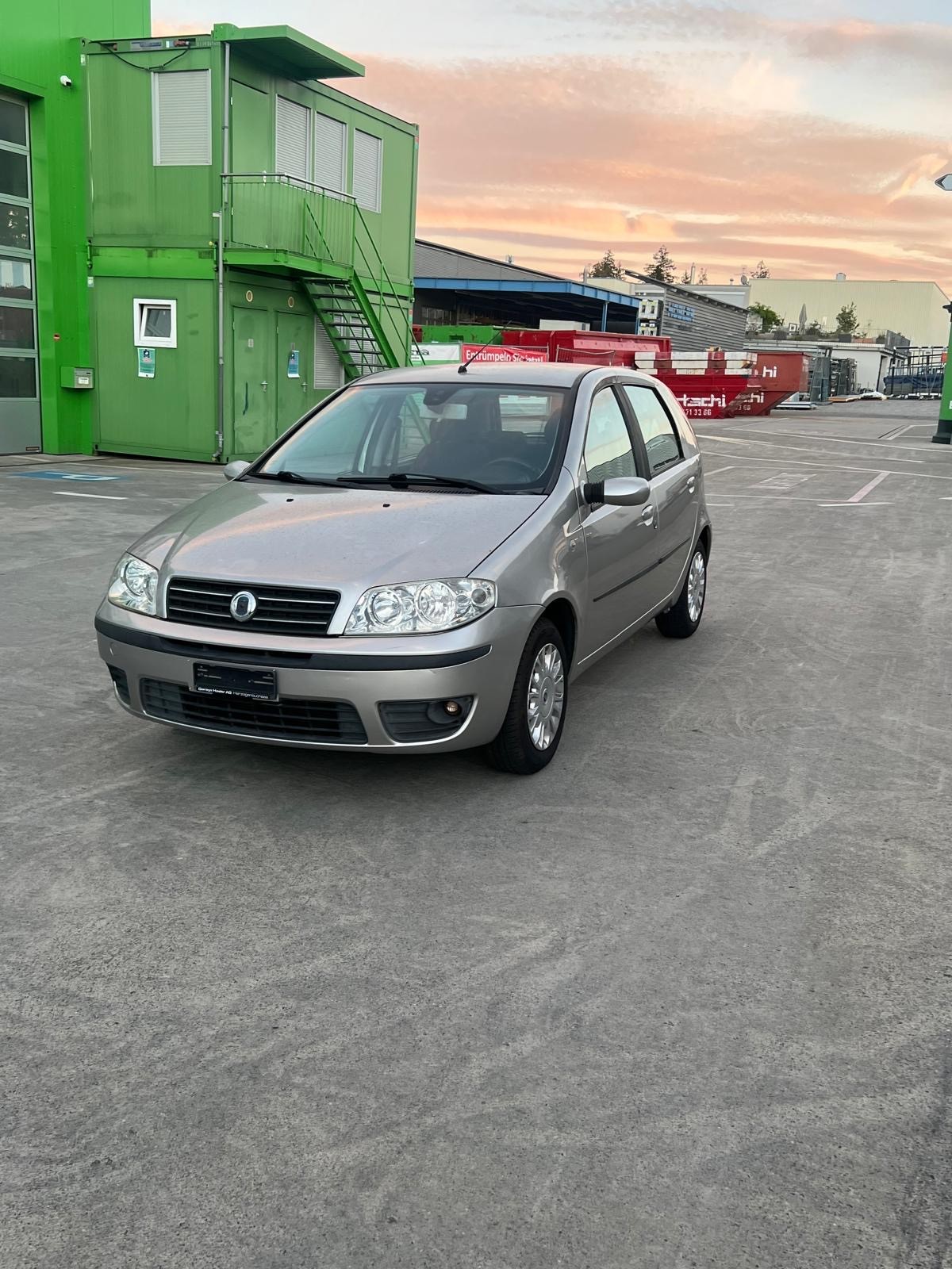 FIAT Punto 1.4 16V Swiss Top
