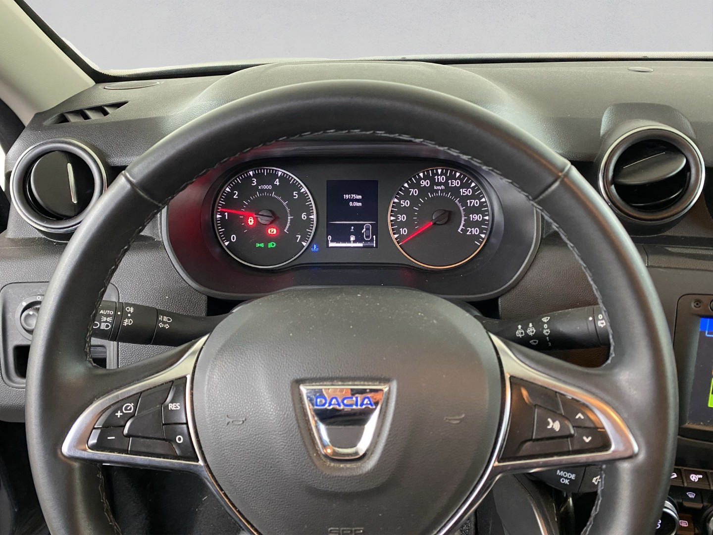 DACIA Duster SCe 115 Prestige 4x4-image-10