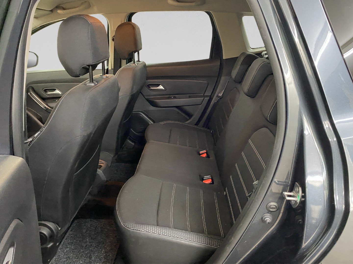 DACIA Duster SCe 115 Prestige 4x4-image-12