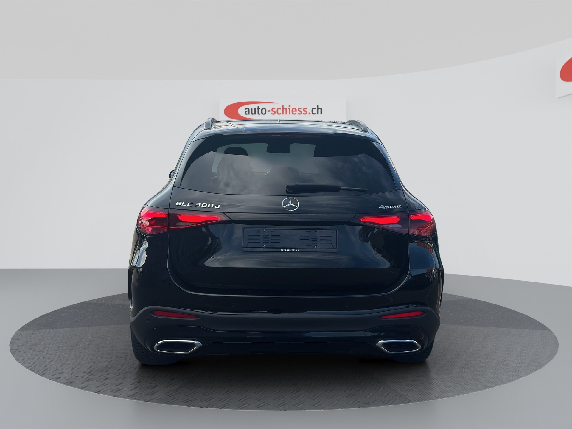 MERCEDES-BENZ GLC 300 d 4Matic AMG Line Night 9G-Tronic-image-3