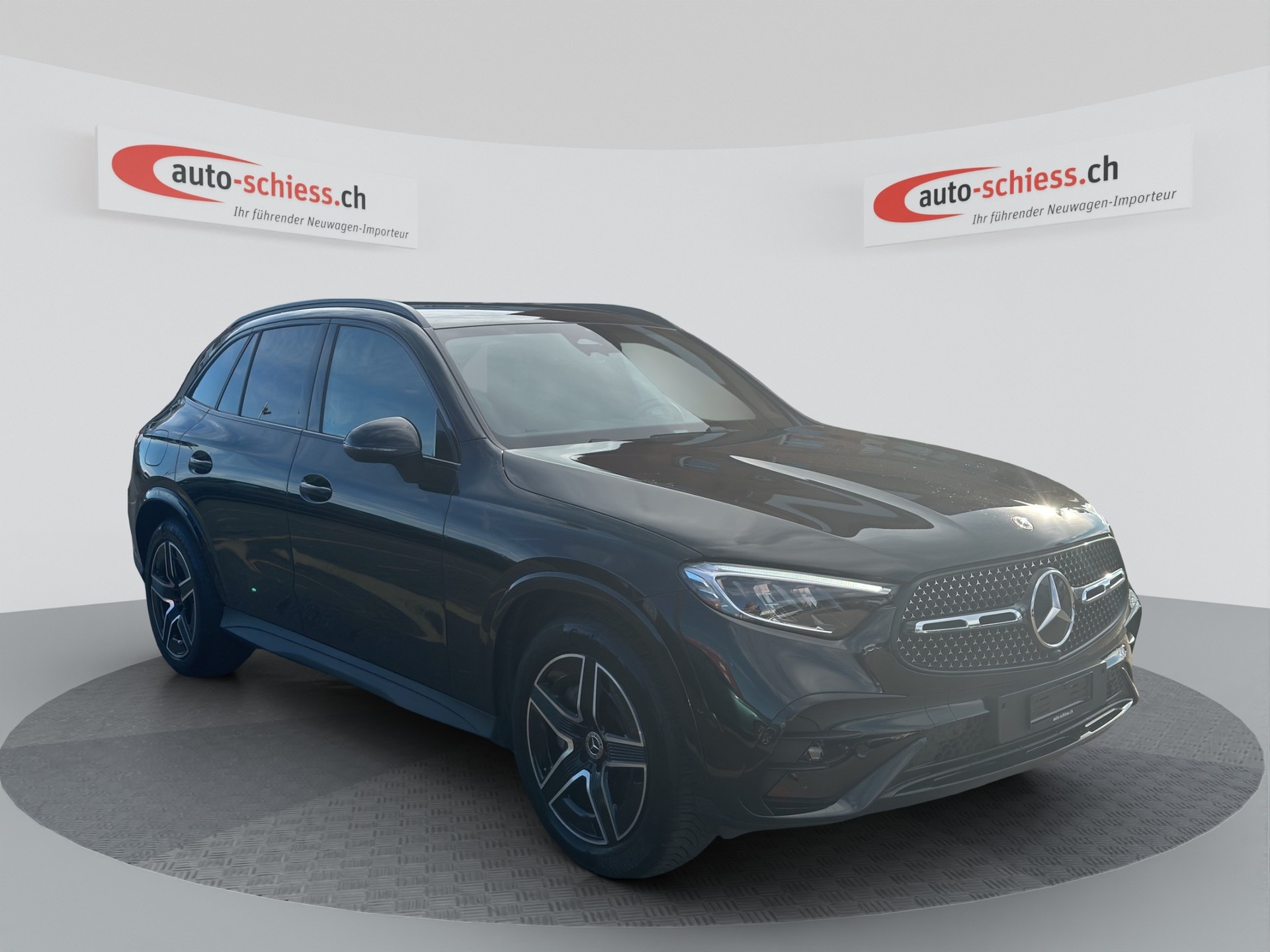 MERCEDES-BENZ GLC 300 d 4Matic AMG Line Night 9G-Tronic-image-0