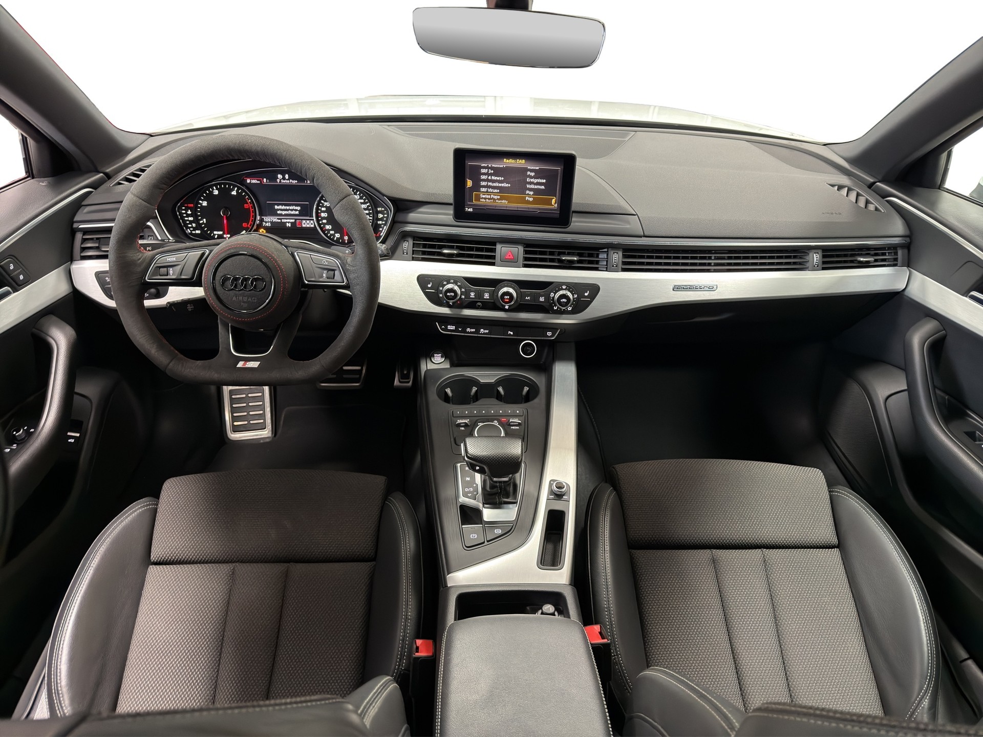AUDI A4 Avant 2.0 TDI Sport quattro S-tronic-image-17