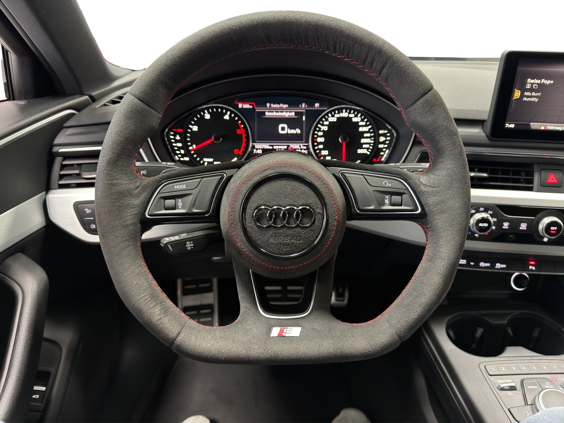 AUDI A4 Avant 2.0 TDI Sport quattro S-tronic-image-22