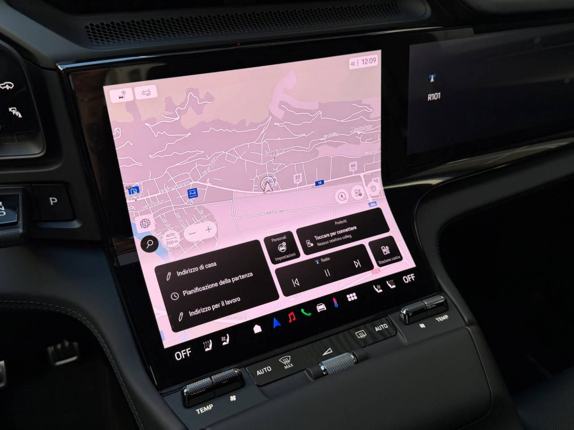 PORSCHE Cayenne Coupé Electric-image-18
