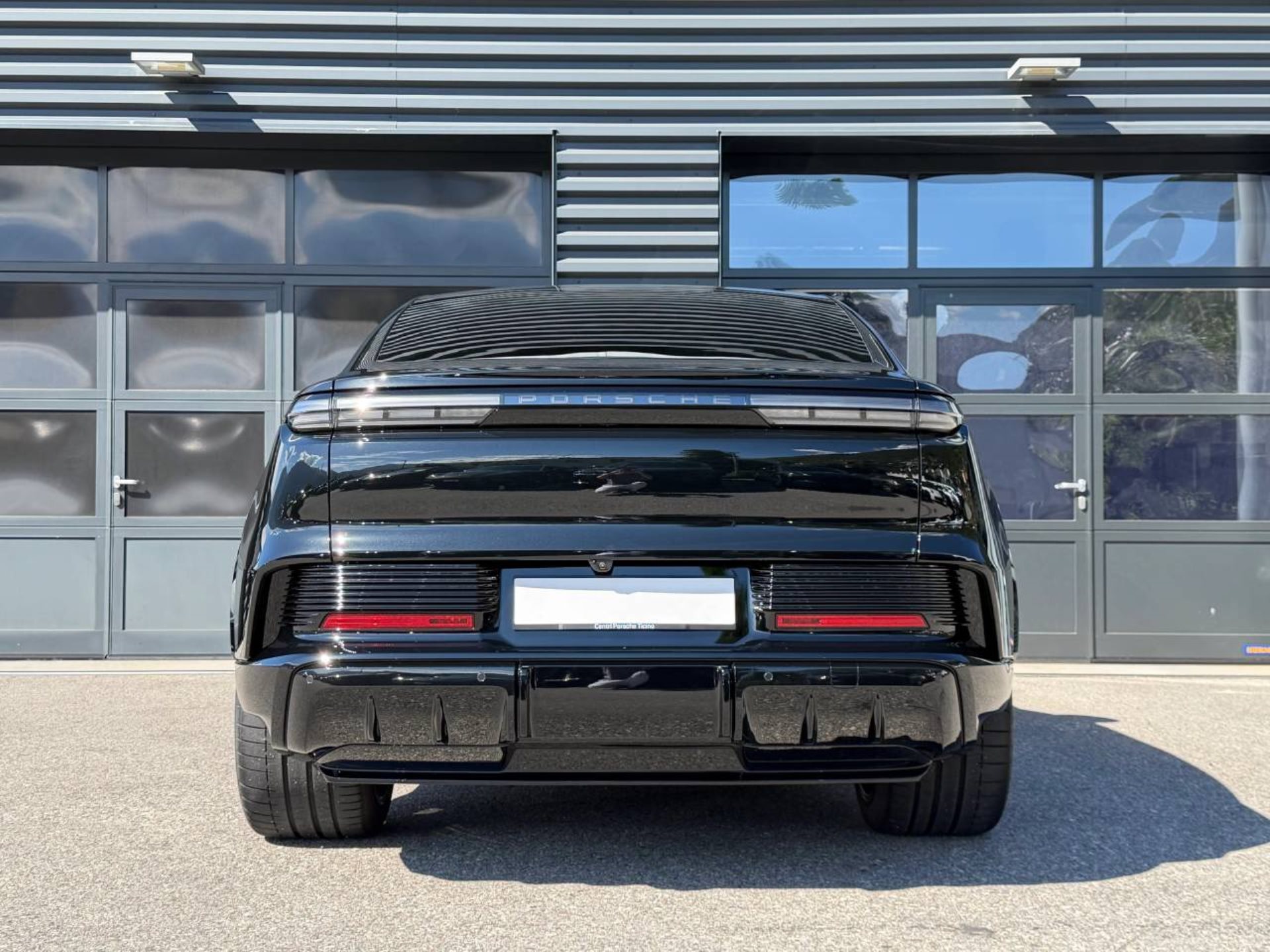 PORSCHE Cayenne Coupé Electric-image-5