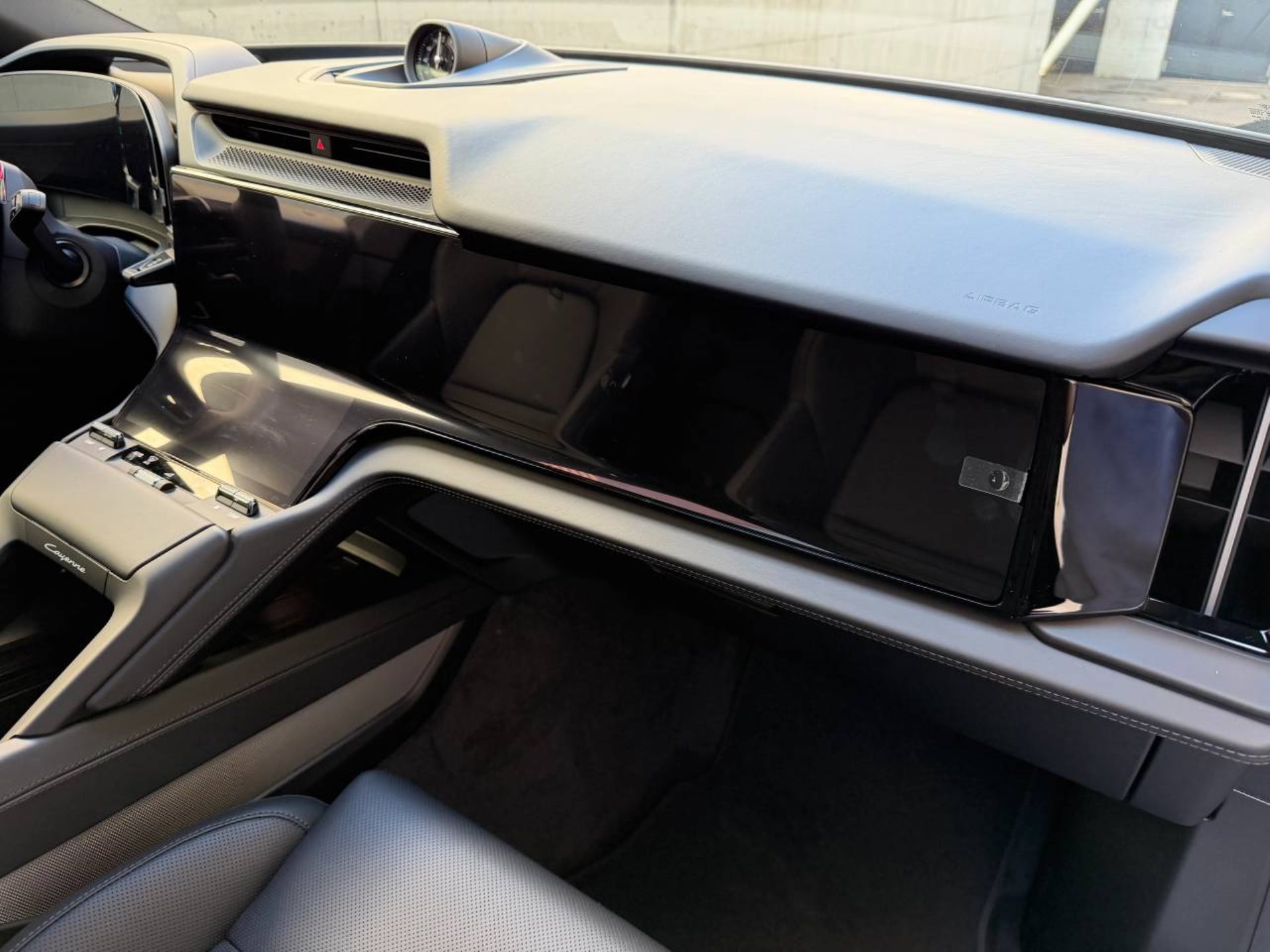 PORSCHE Cayenne Coupé Electric-image-30