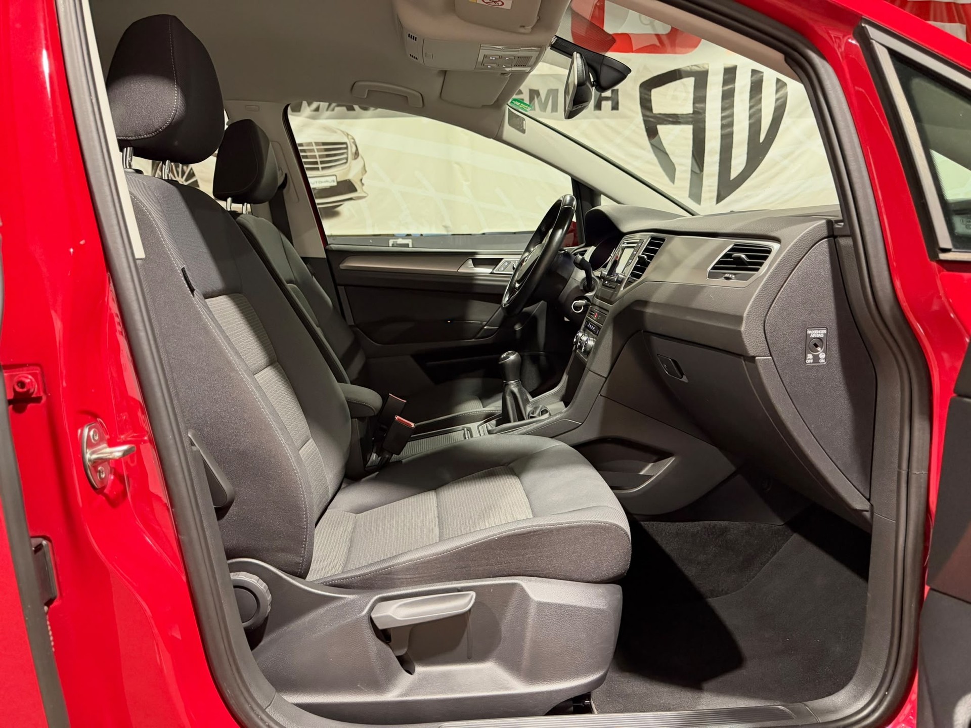 VW Golf Sportsvan 1.4 TSI Comfortline-image-12