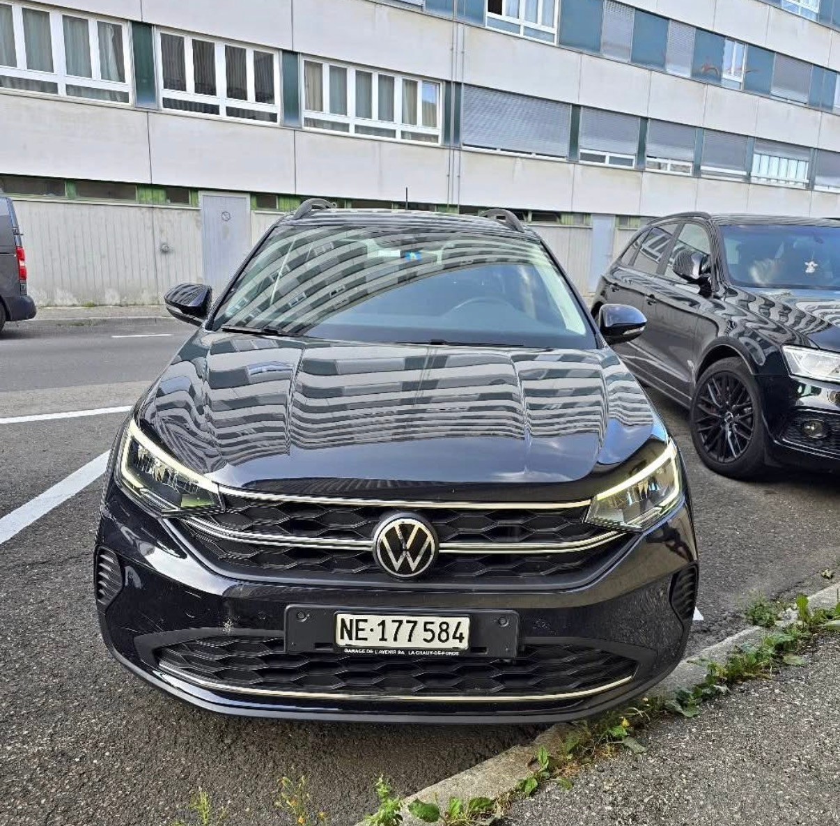 Car photo
