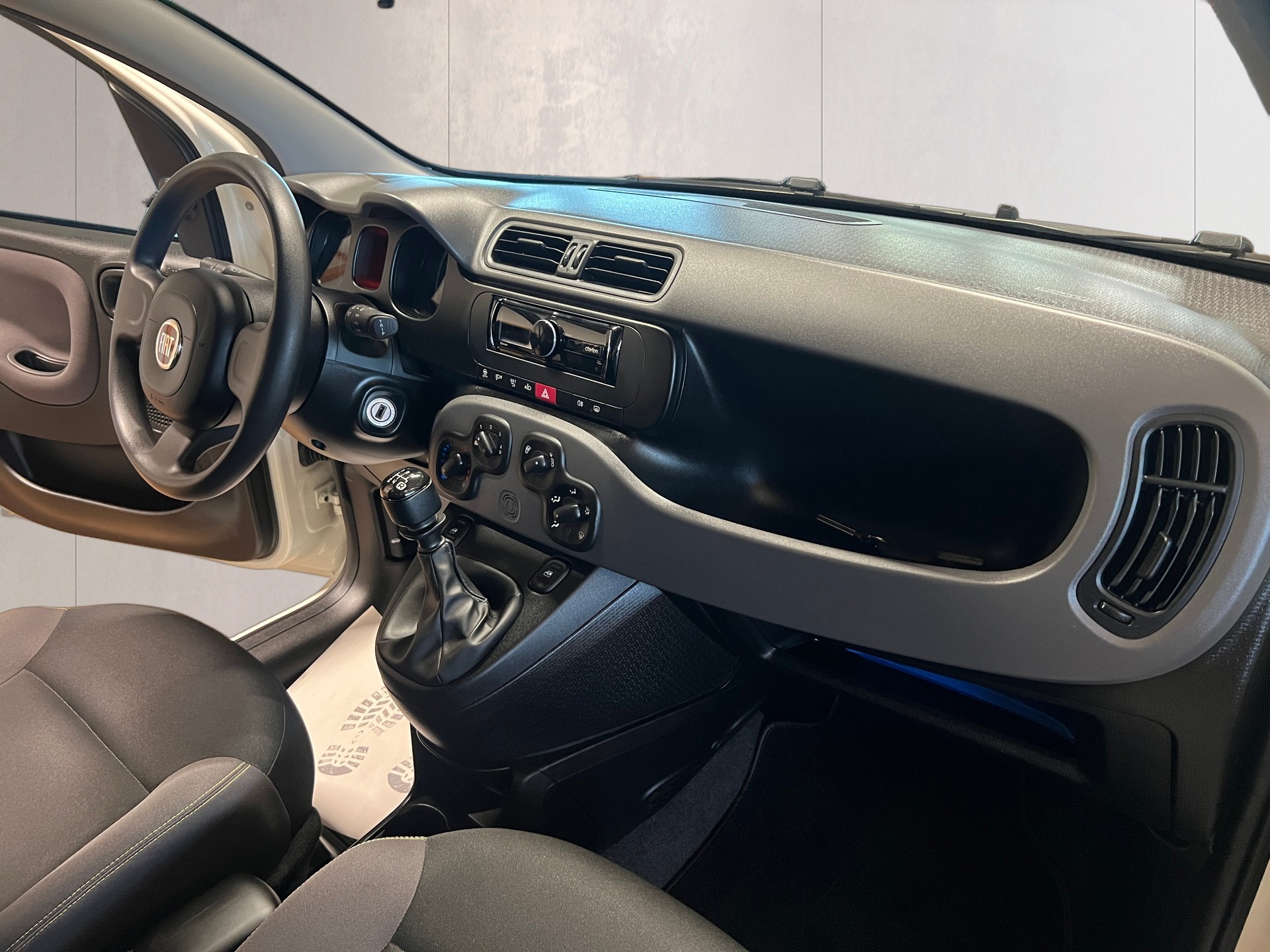 FIAT Panda 1.2 Young-image-12