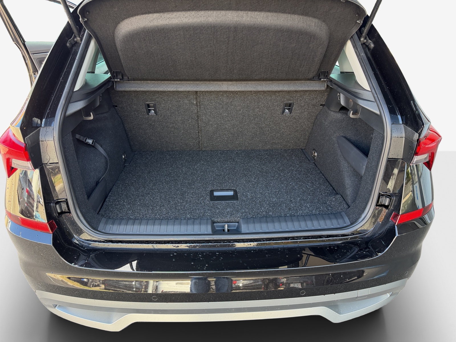 SKODA Kamiq 1.0 TSI Tour-image-12