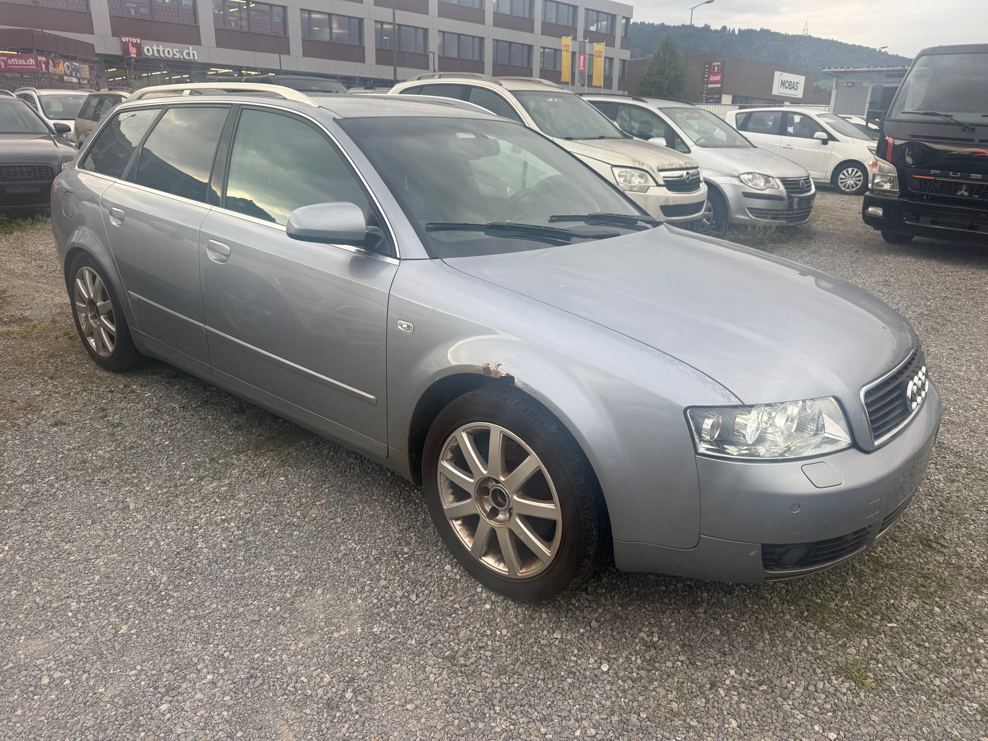 AUDI A4 Avant 1.8 T quattro-image-0