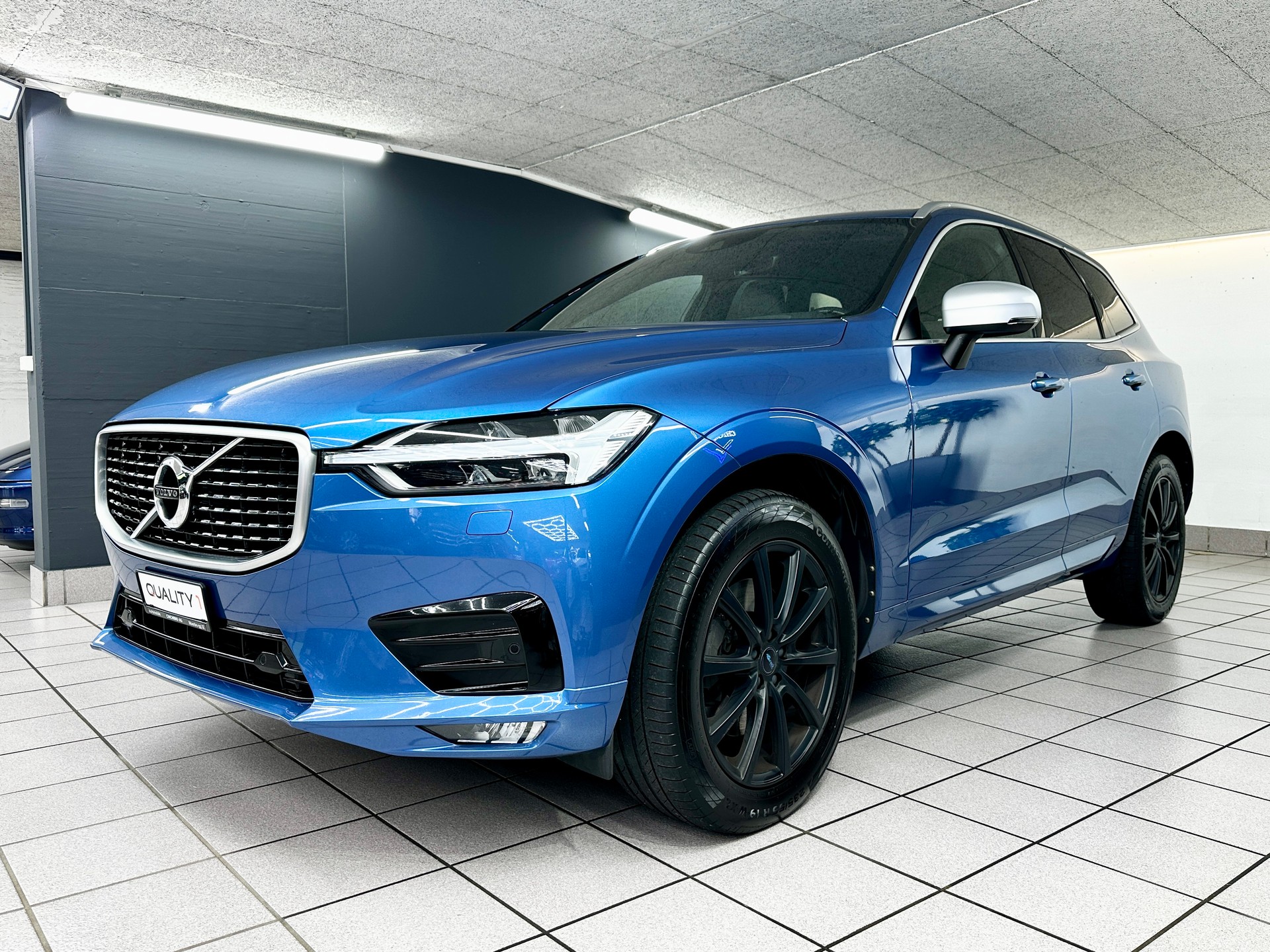 VOLVO XC60 D5 AWD R-Design Geartronic-image-7
