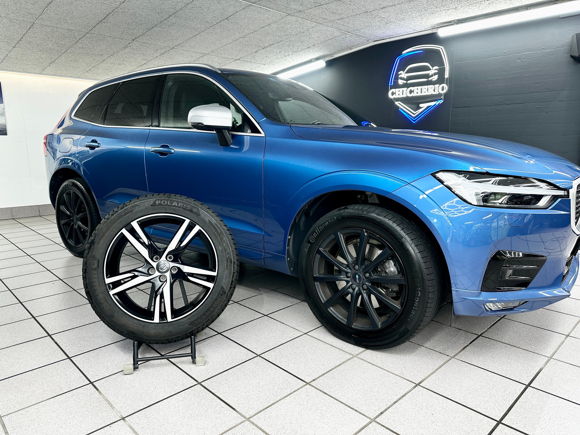 VOLVO XC60 D5 AWD R-Design Geartronic-image-11