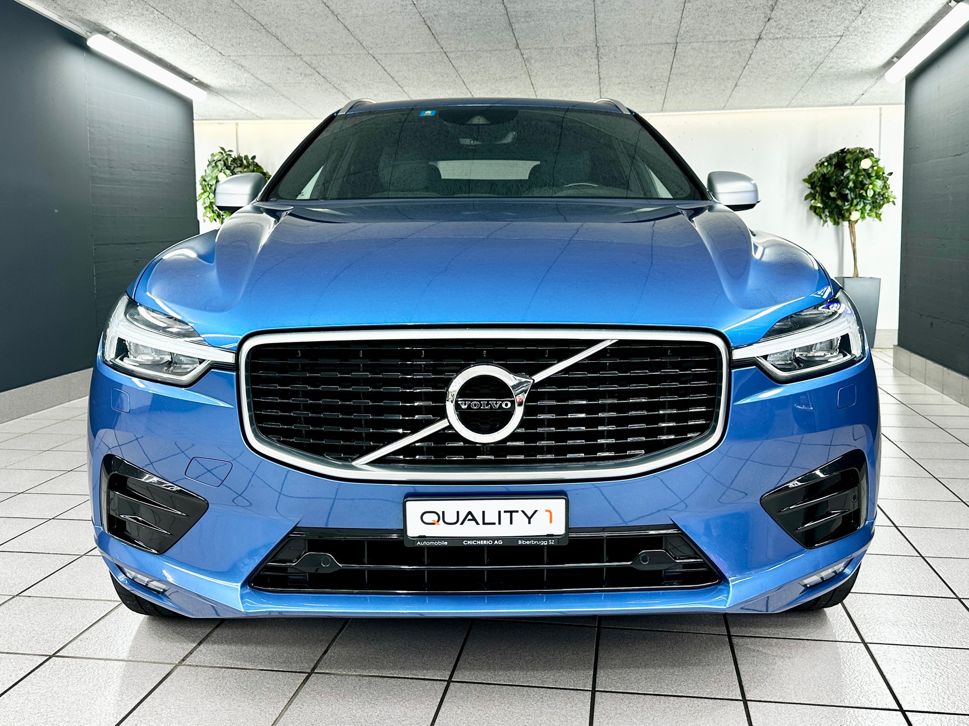 VOLVO XC60 D5 AWD R-Design Geartronic-image-8