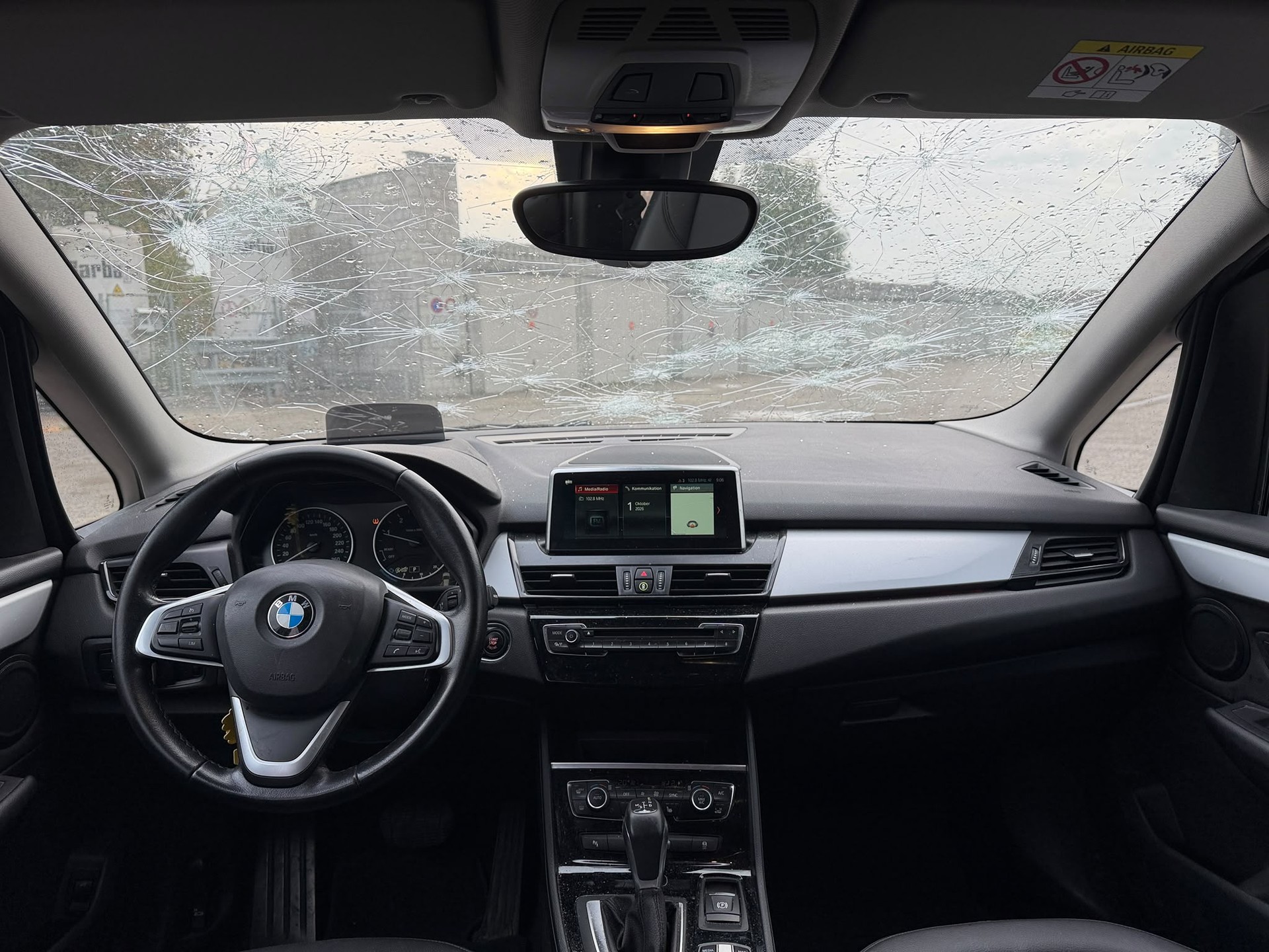 BMW 218d xDrive Gran Tourer Sport Line Steptronic-image-9