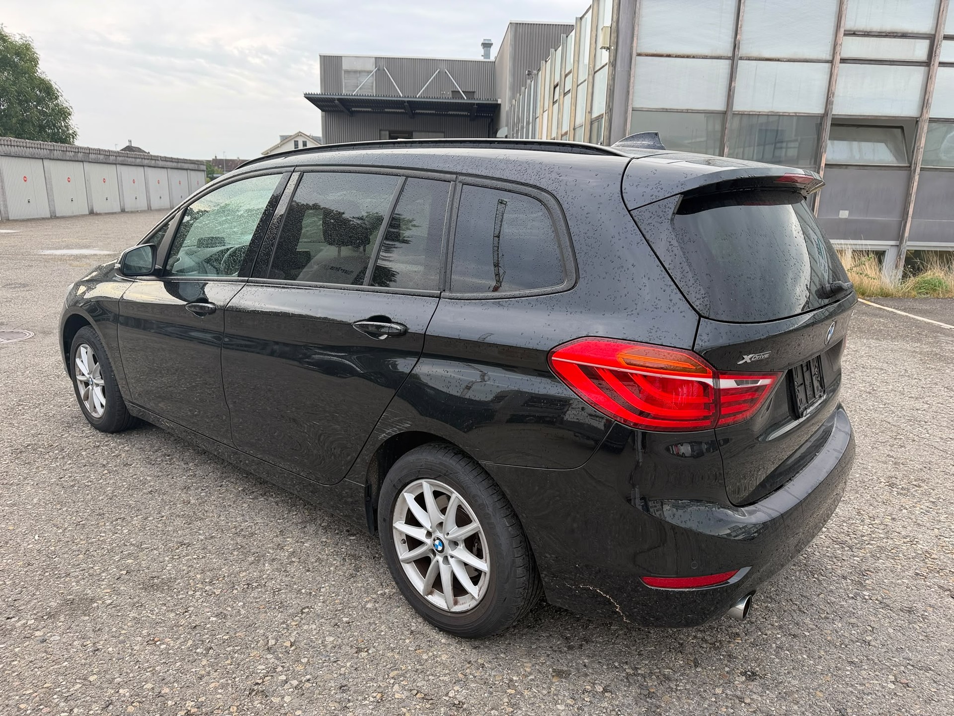 BMW 218d xDrive Gran Tourer Sport Line Steptronic-image-7