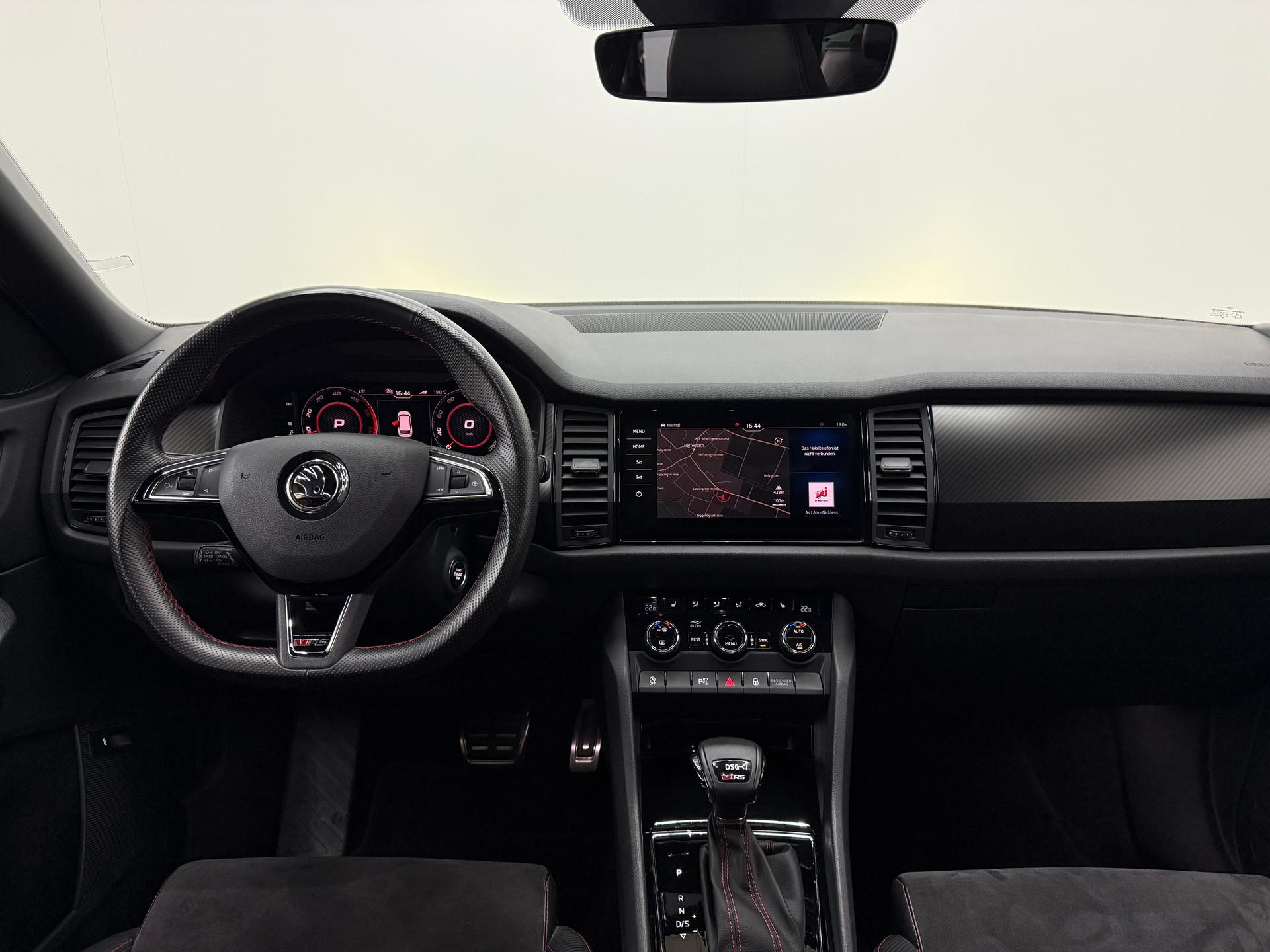 SKODA Kodiaq 2.0 Bi-TDI SCR RS 4x4 DSG-image-28