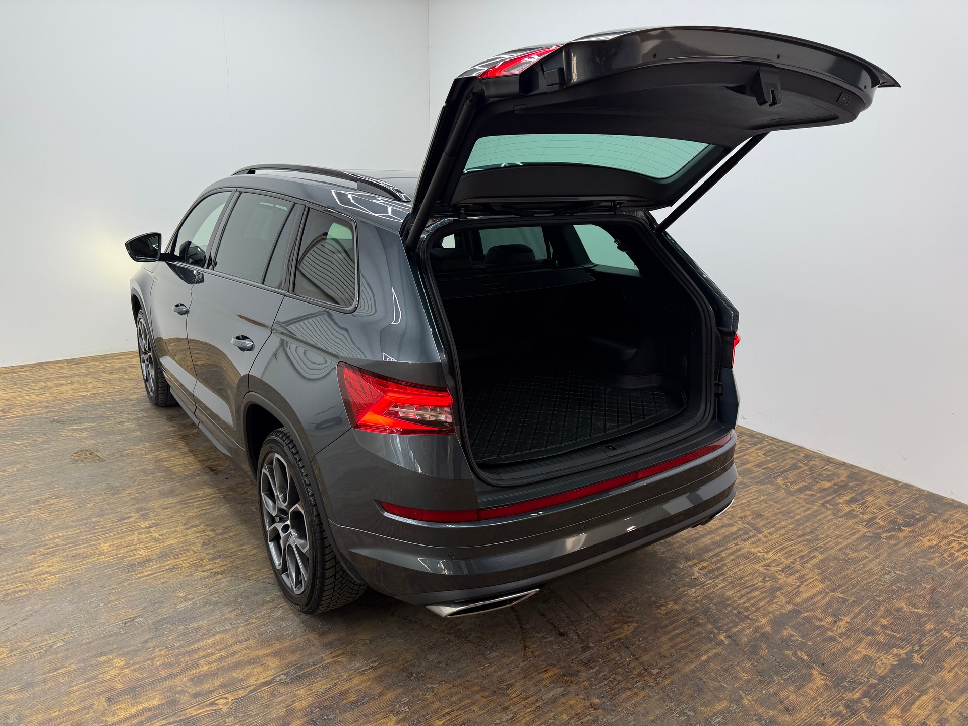 SKODA Kodiaq 2.0 Bi-TDI SCR RS 4x4 DSG-image-25