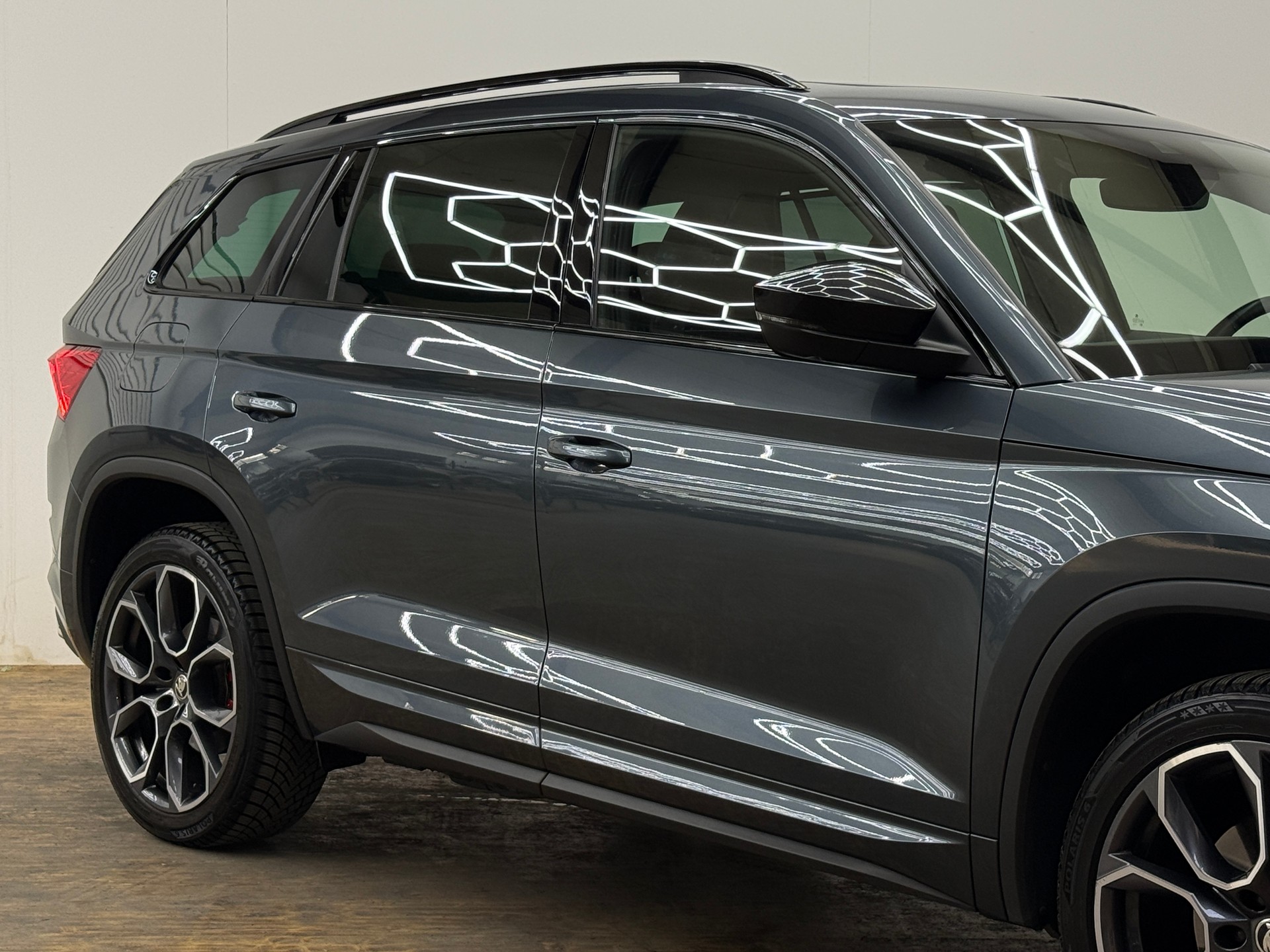 SKODA Kodiaq 2.0 Bi-TDI SCR RS 4x4 DSG-image-17