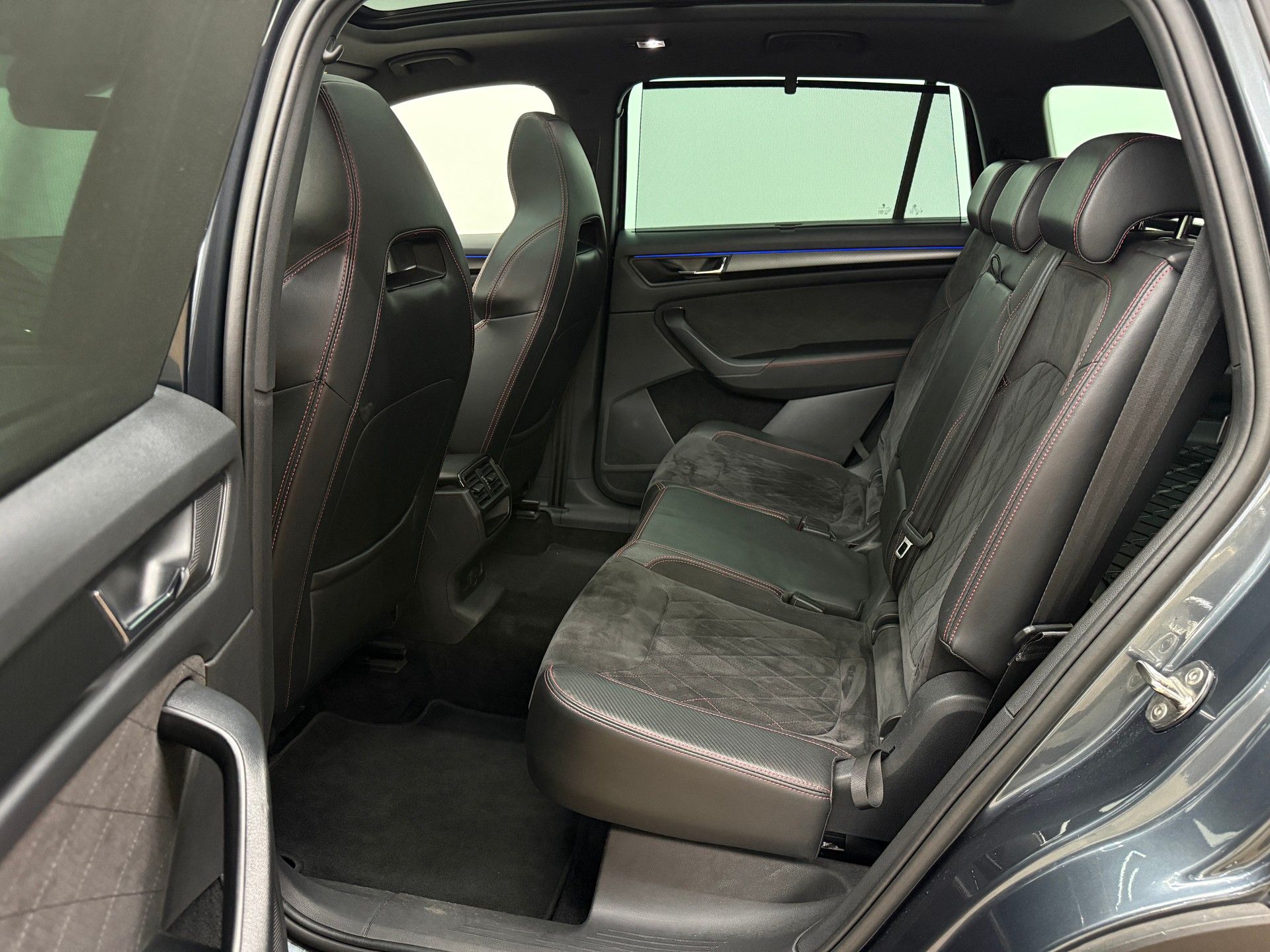 SKODA Kodiaq 2.0 Bi-TDI SCR RS 4x4 DSG-image-23