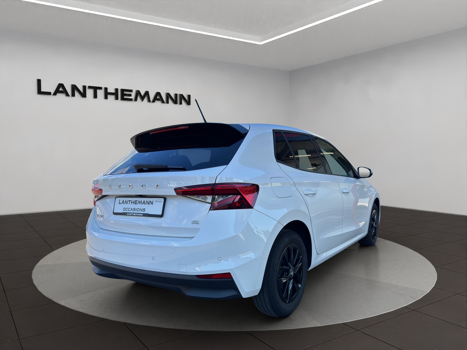 SKODA Fabia 1.0 TSI Ambition-image-4