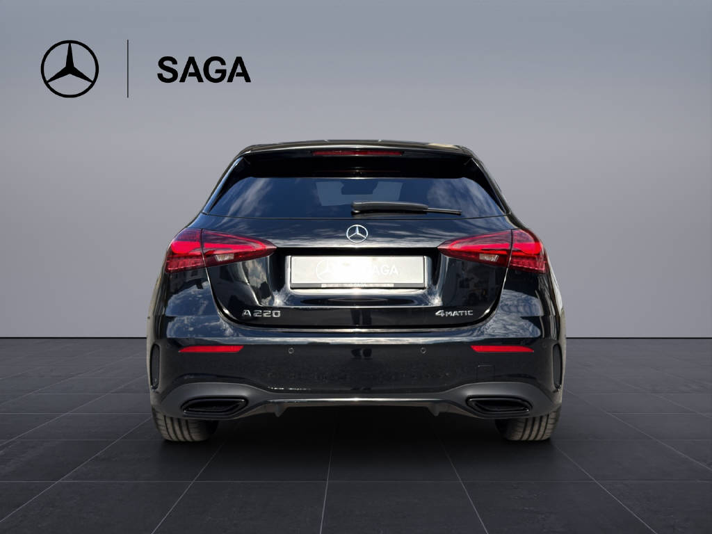 MERCEDES-BENZ A 220 AMG Line 4matic-image-4