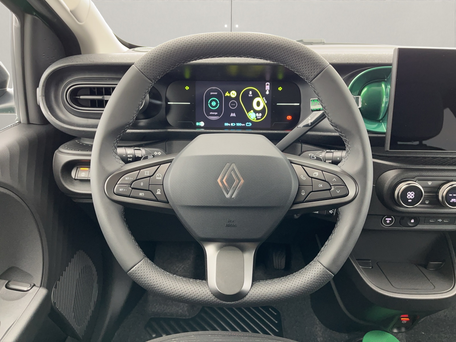 RENAULT Twingo E-Tech Urban Range techno-image-9