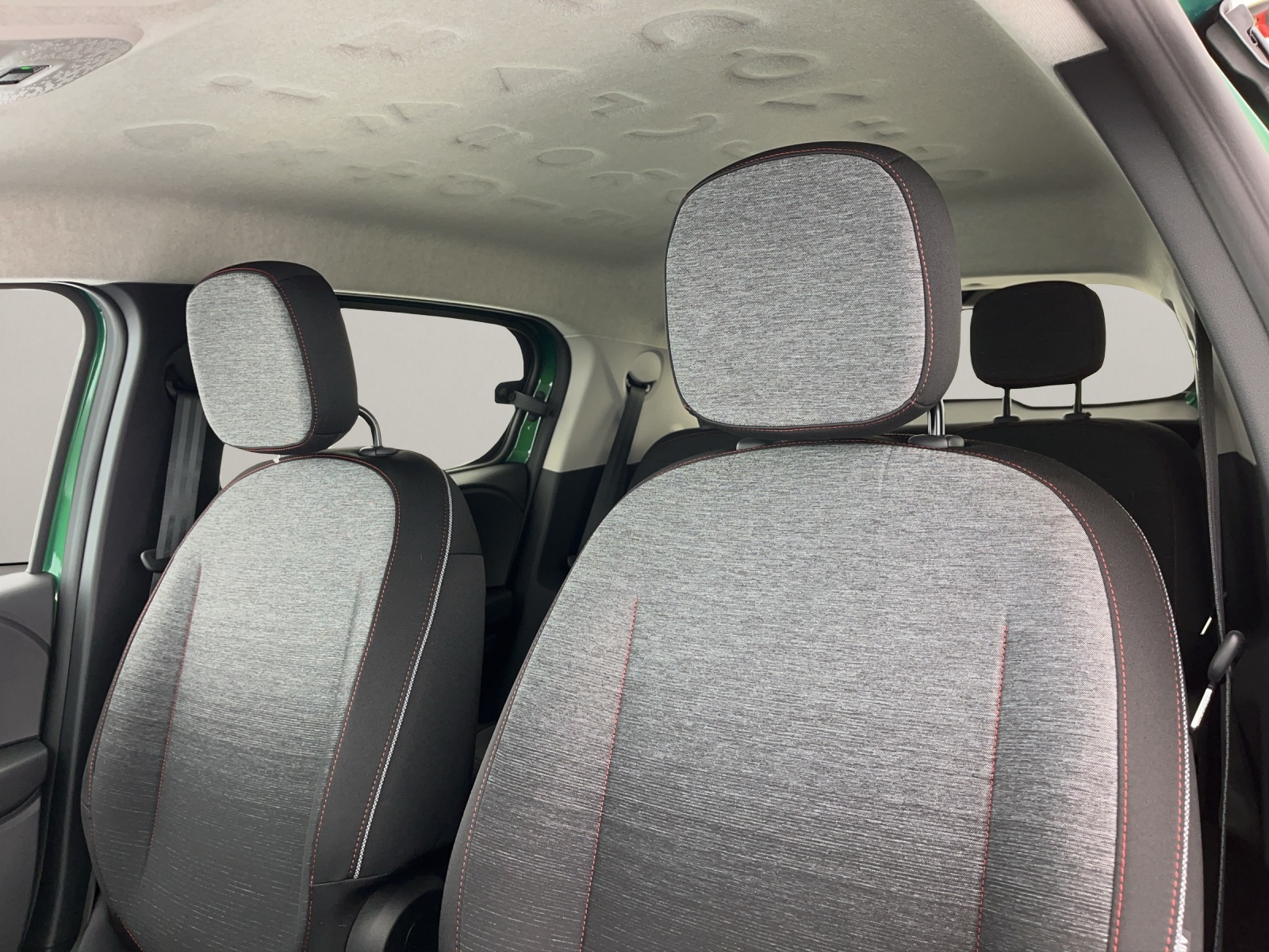 RENAULT Twingo E-Tech Urban Range techno-image-14