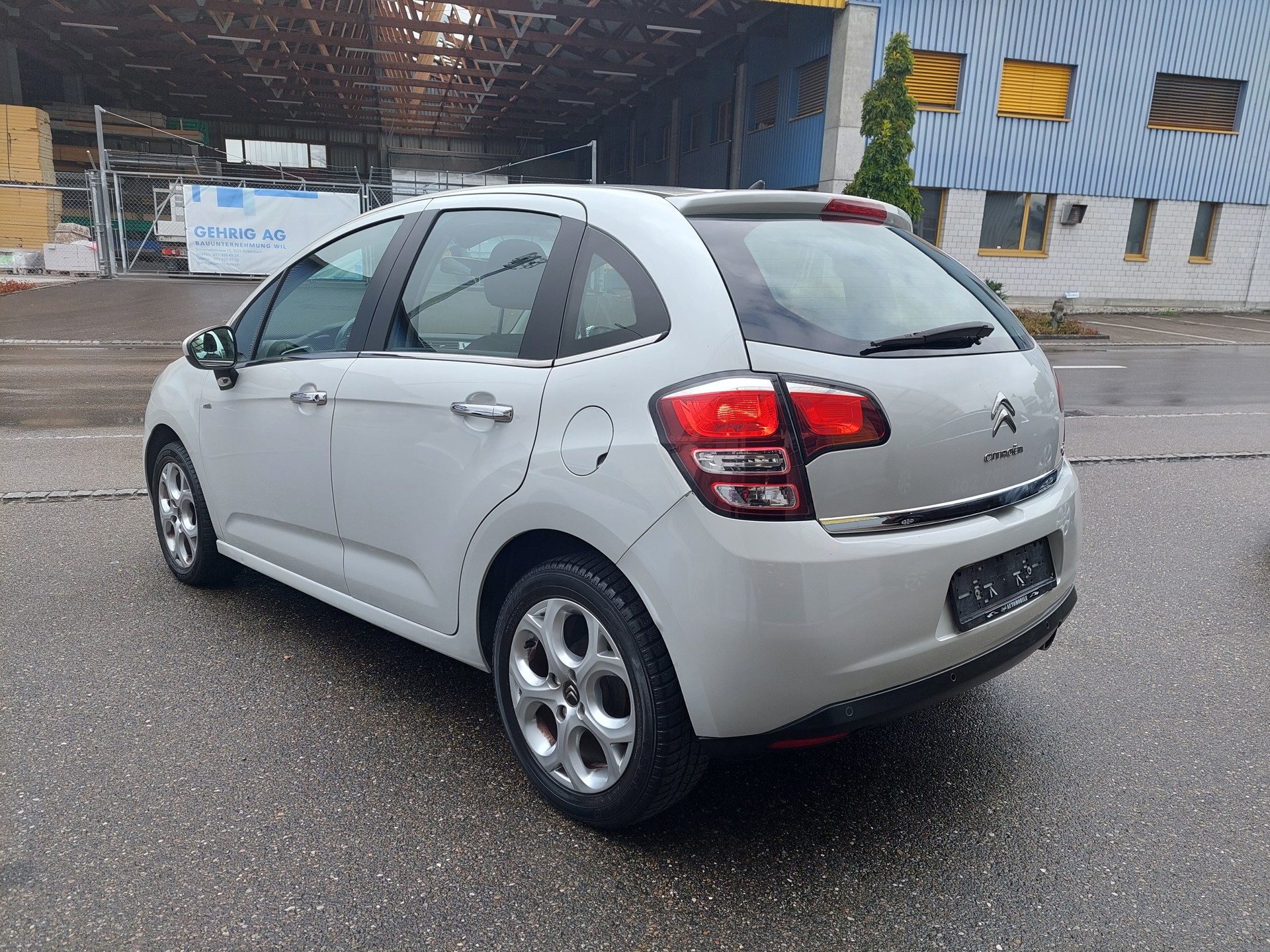 CITROEN C3 1.2i Attraction-image-3