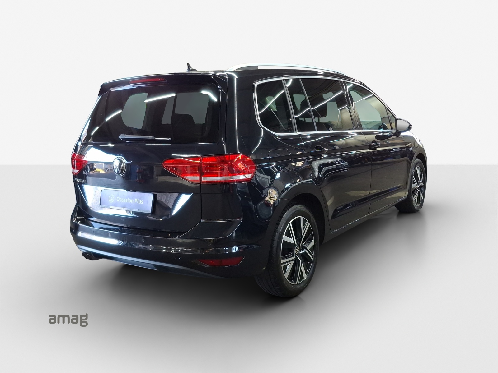 VW Touran 2.0 TDI BlueMotion Technology Highline DSG-image-4