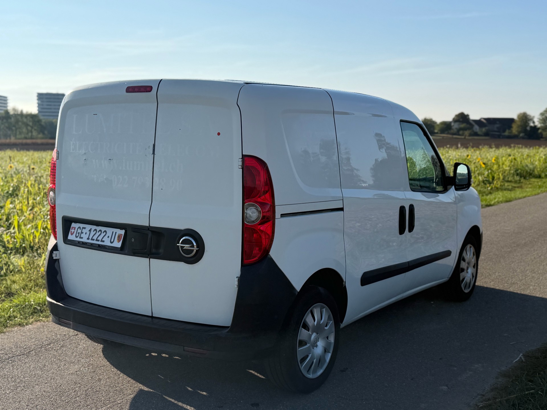 OPEL Combo 1.4i 2.2 L1H1-image-8