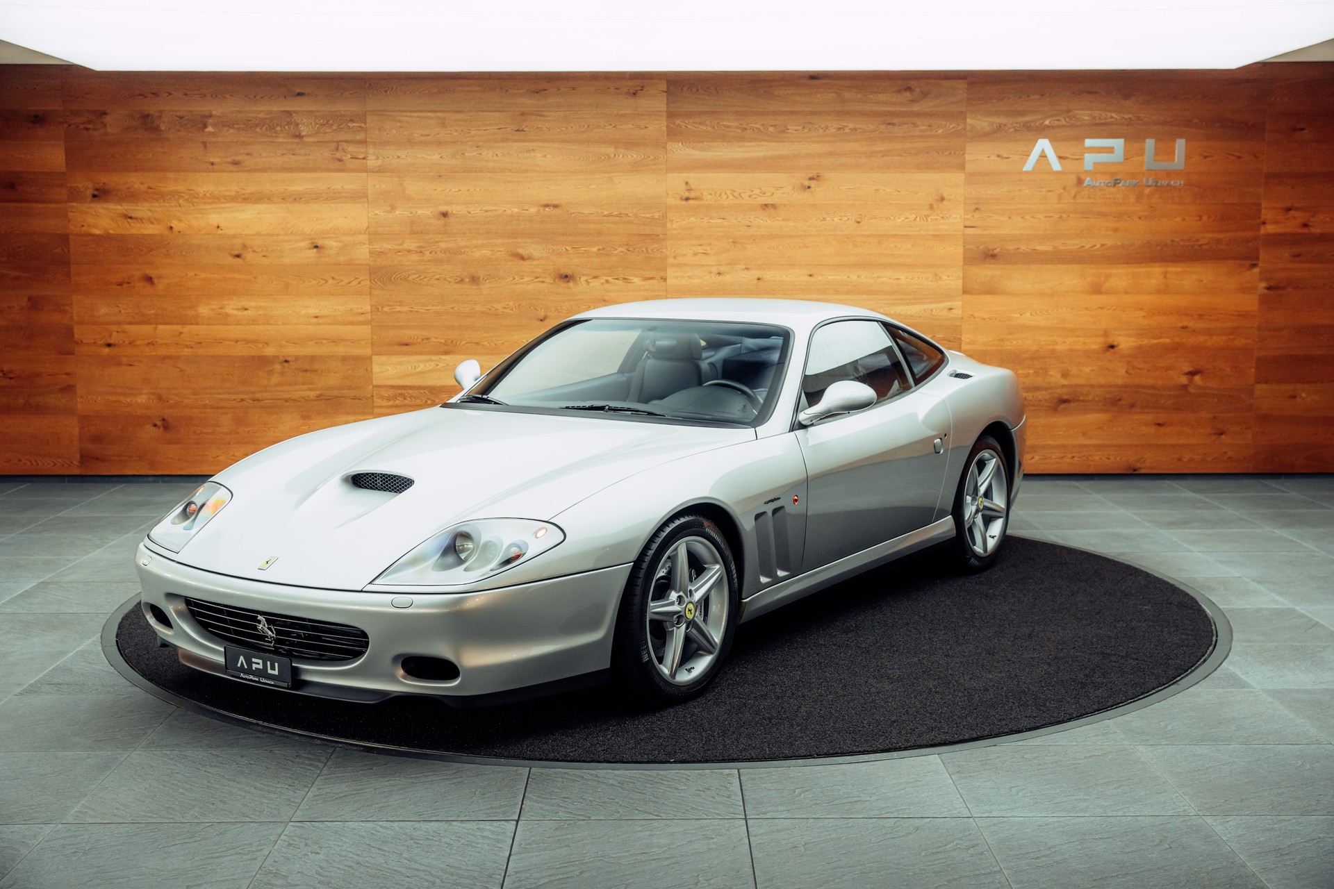 FERRARI 575M Argento Nürburgring-showroom-element-3