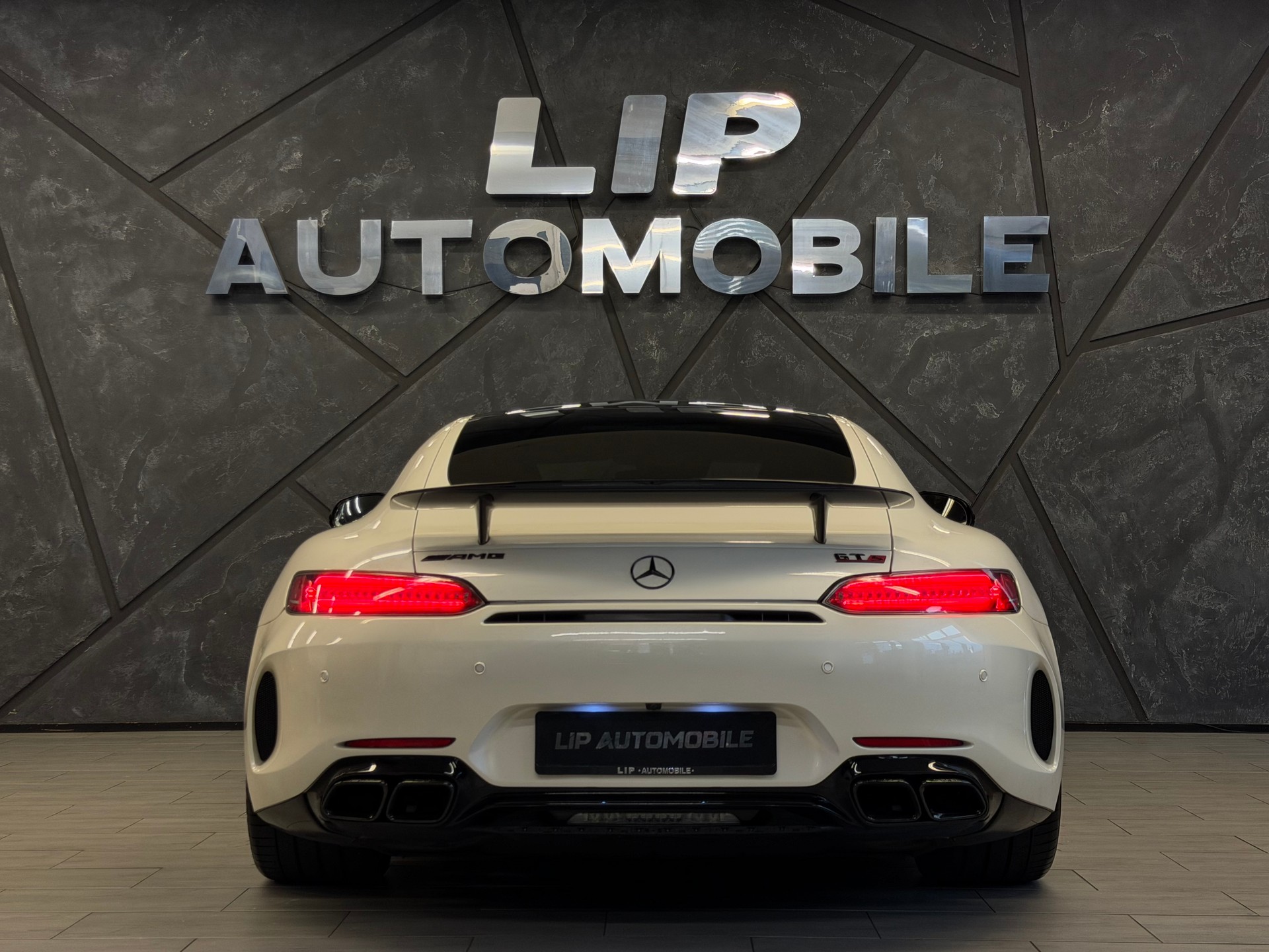 MERCEDES-BENZ AMG GT S Speedshift DCT-image-6