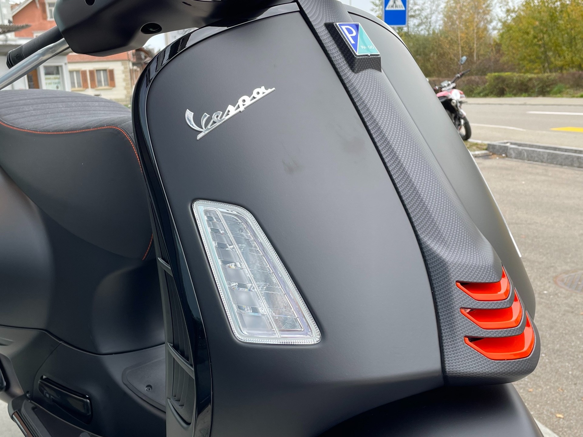 PIAGGIO Vespa GTS 310 Super Sport ABS-image-10