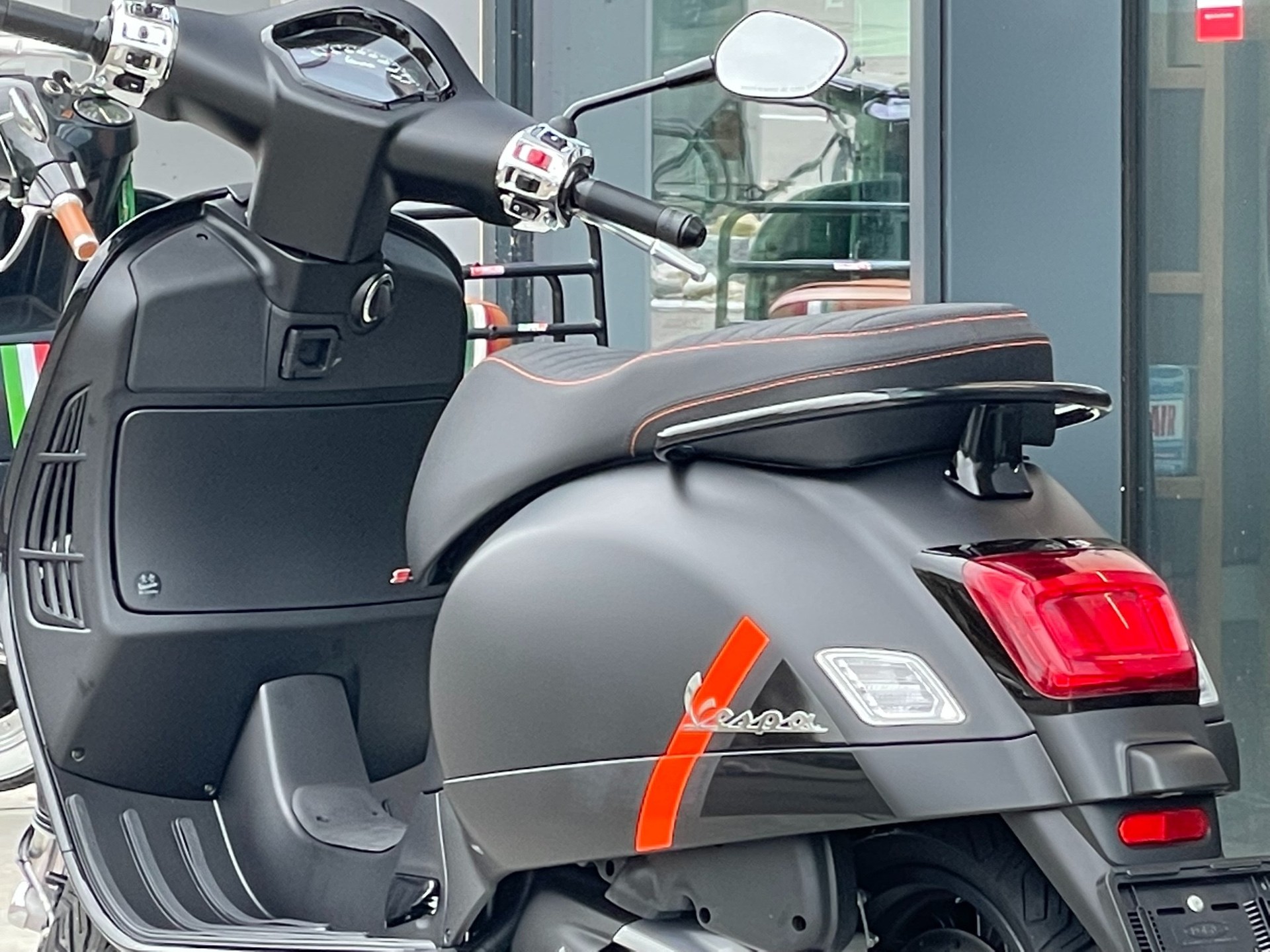 PIAGGIO Vespa GTS 310 Super Sport ABS-image-11
