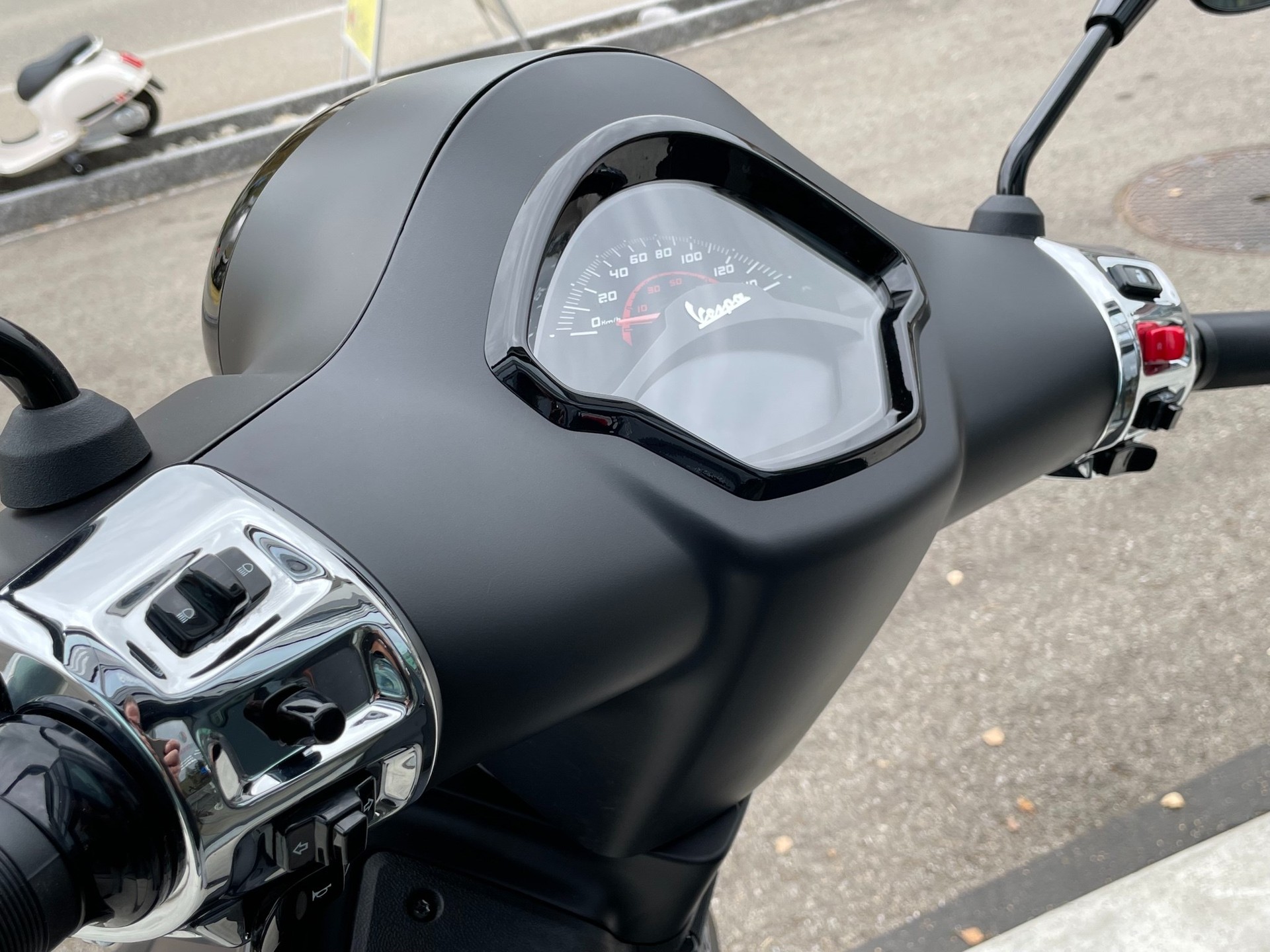 PIAGGIO Vespa GTS 310 Super Sport ABS-image-13
