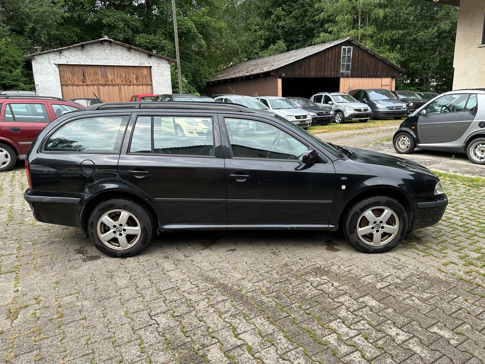 SKODA Octavia 1.8 Turbo Drive 4x4 FIXPREIS-image-0
